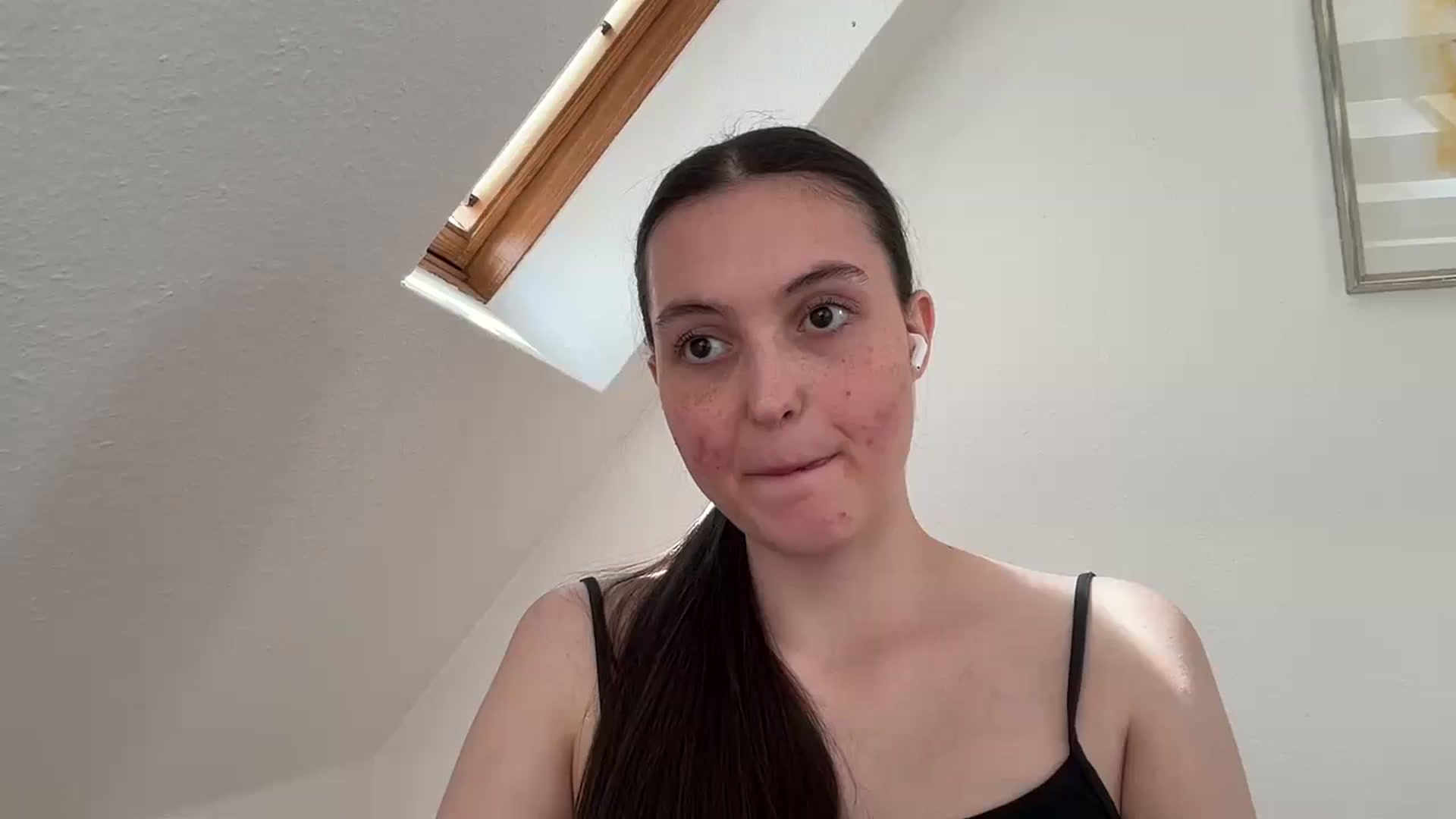 Gallery image thumbnail from IrisAmore's myfreecams stream on, 05/17/2025, 11:40 image 19 of 20