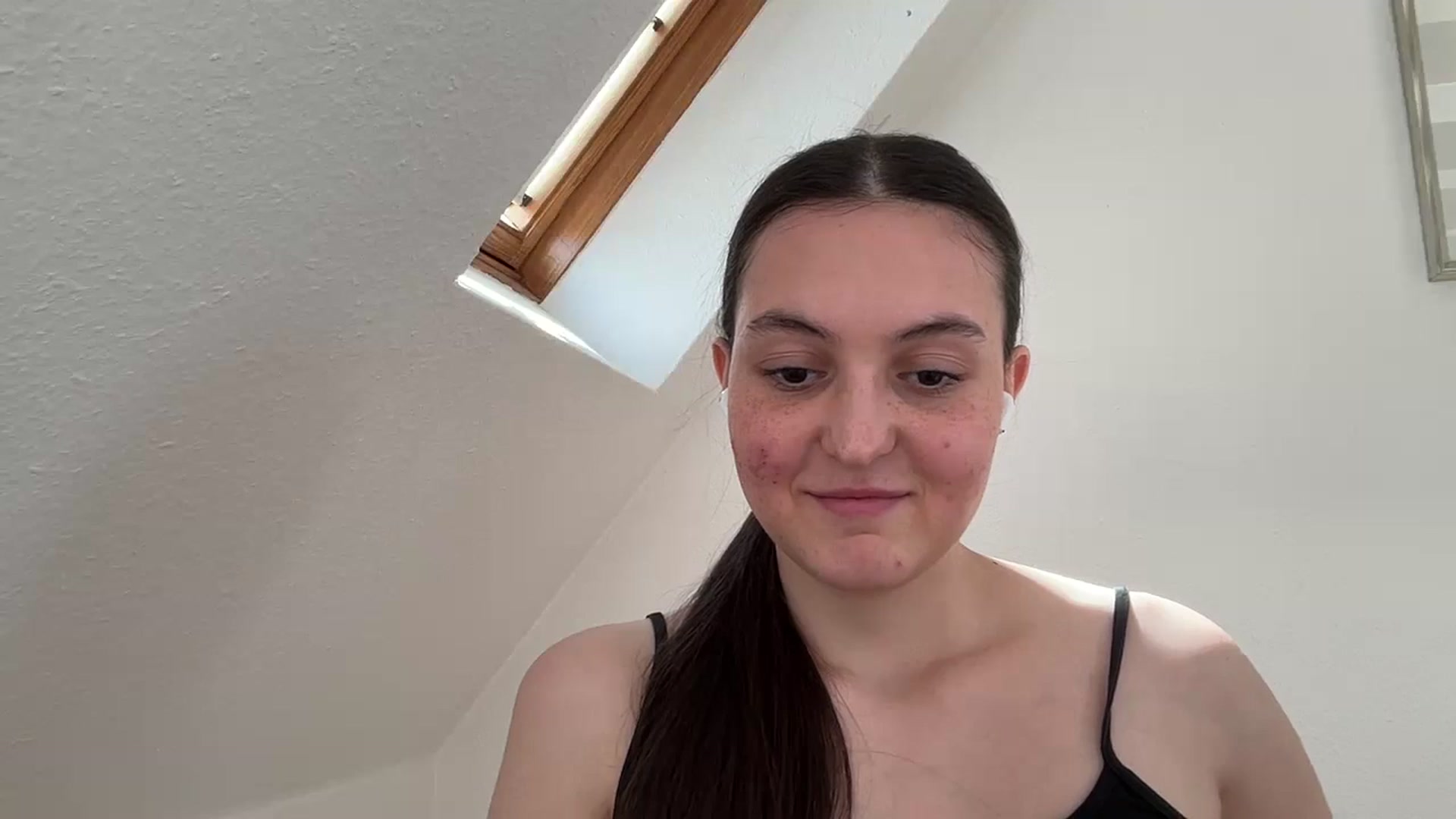 Gallery image thumbnail from IrisAmore's myfreecams stream on, 05/17/2025, 11:40 image 3 of 20