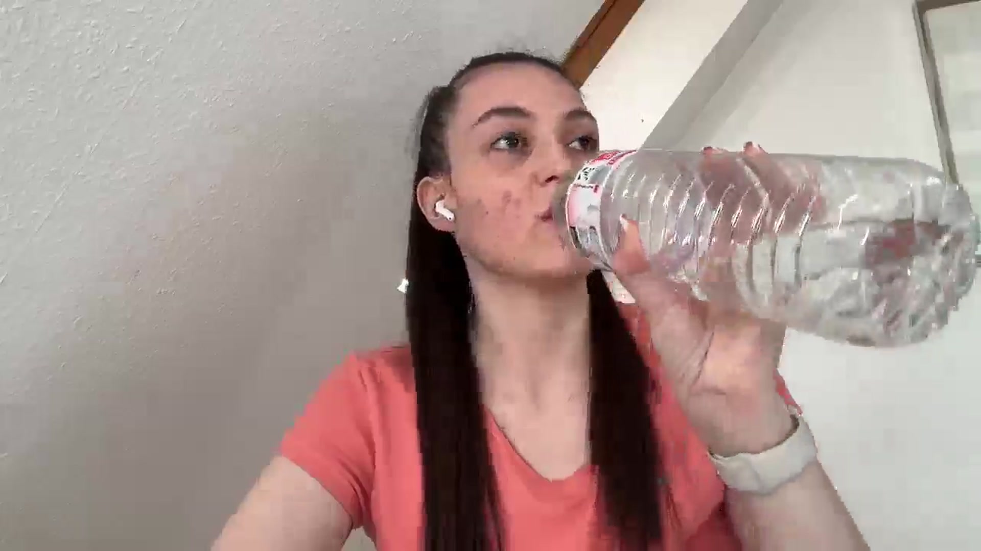 Gallery image thumbnail from IrisAmore's myfreecams stream on, 05/18/2025, 13:11 image 14 of 20