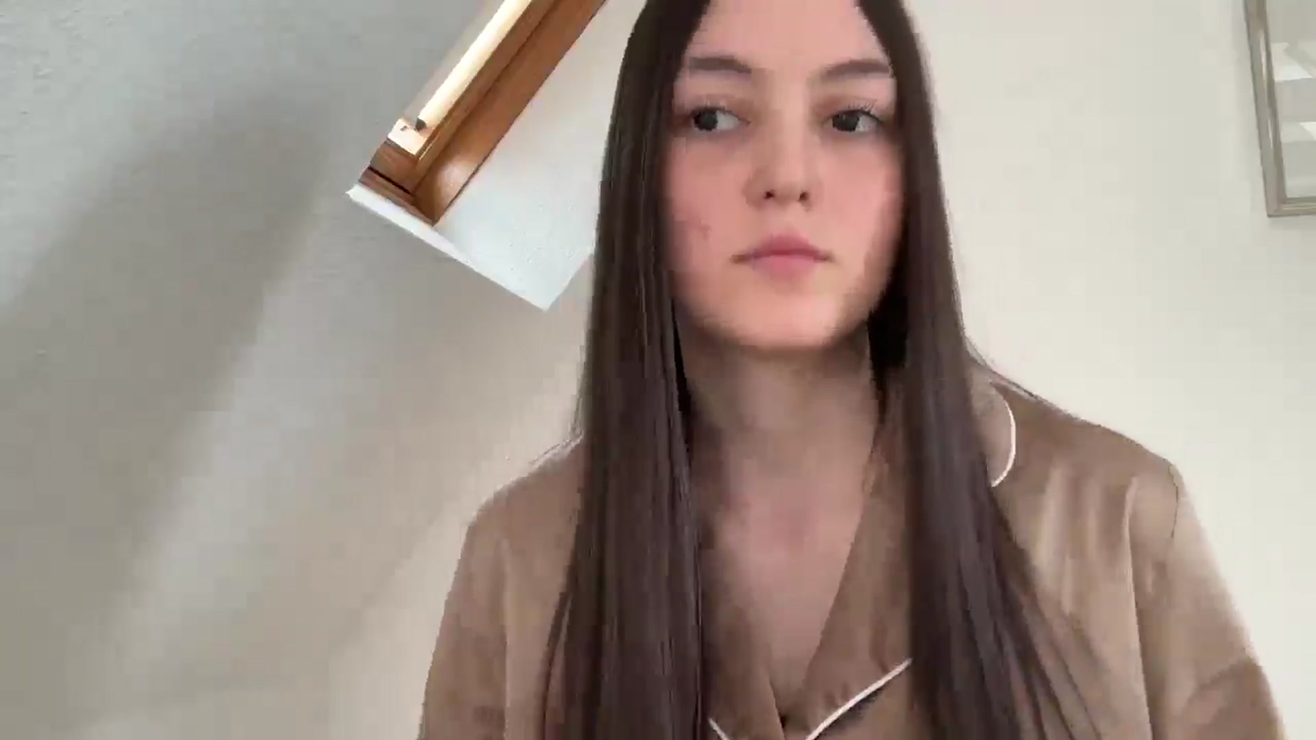 Gallery image thumbnail from IrisAmore's myfreecams stream on, 05/20/2025, 10:24 image 17 of 20