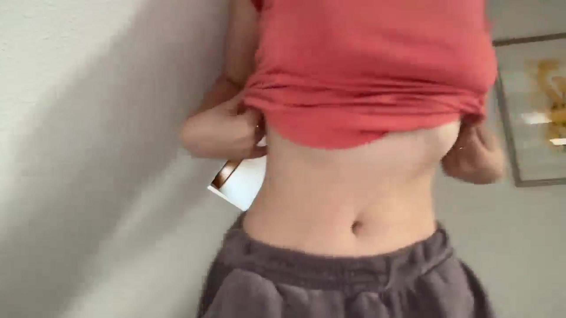 Gallery image thumbnail from IrisAmore's myfreecams stream on, 06/07/2025, 18:55 image 9 of 20