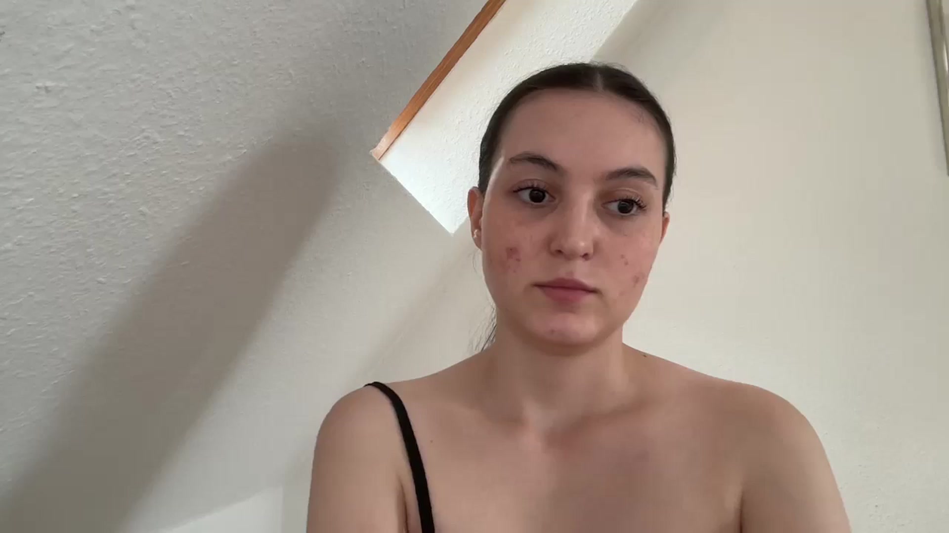 Gallery image thumbnail from IrisAmore's myfreecams stream on, 06/16/2025, 11:21 image 3 of 20