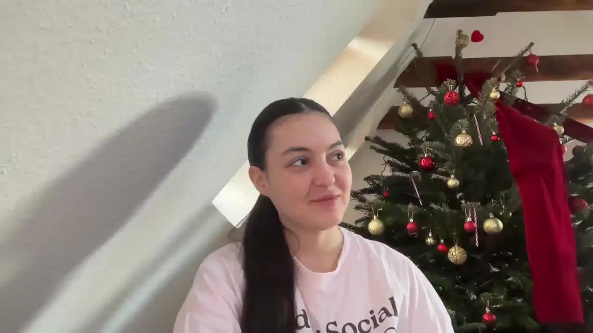 Gallery image thumbnail from IrisAmore's myfreecams stream on, 12/24/2025, 11:22 image 7 of 20