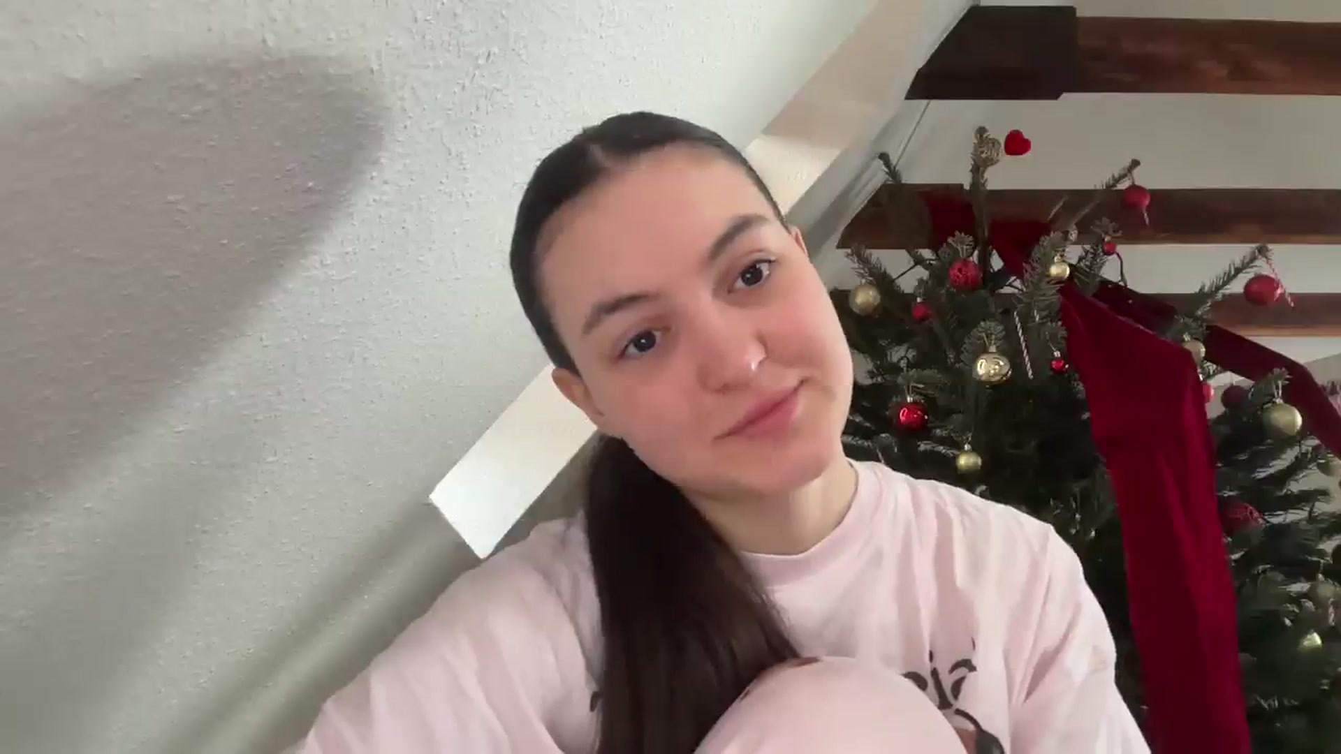 Gallery image thumbnail from IrisAmore's myfreecams stream on, 12/24/2025, 11:22 image 2 of 20