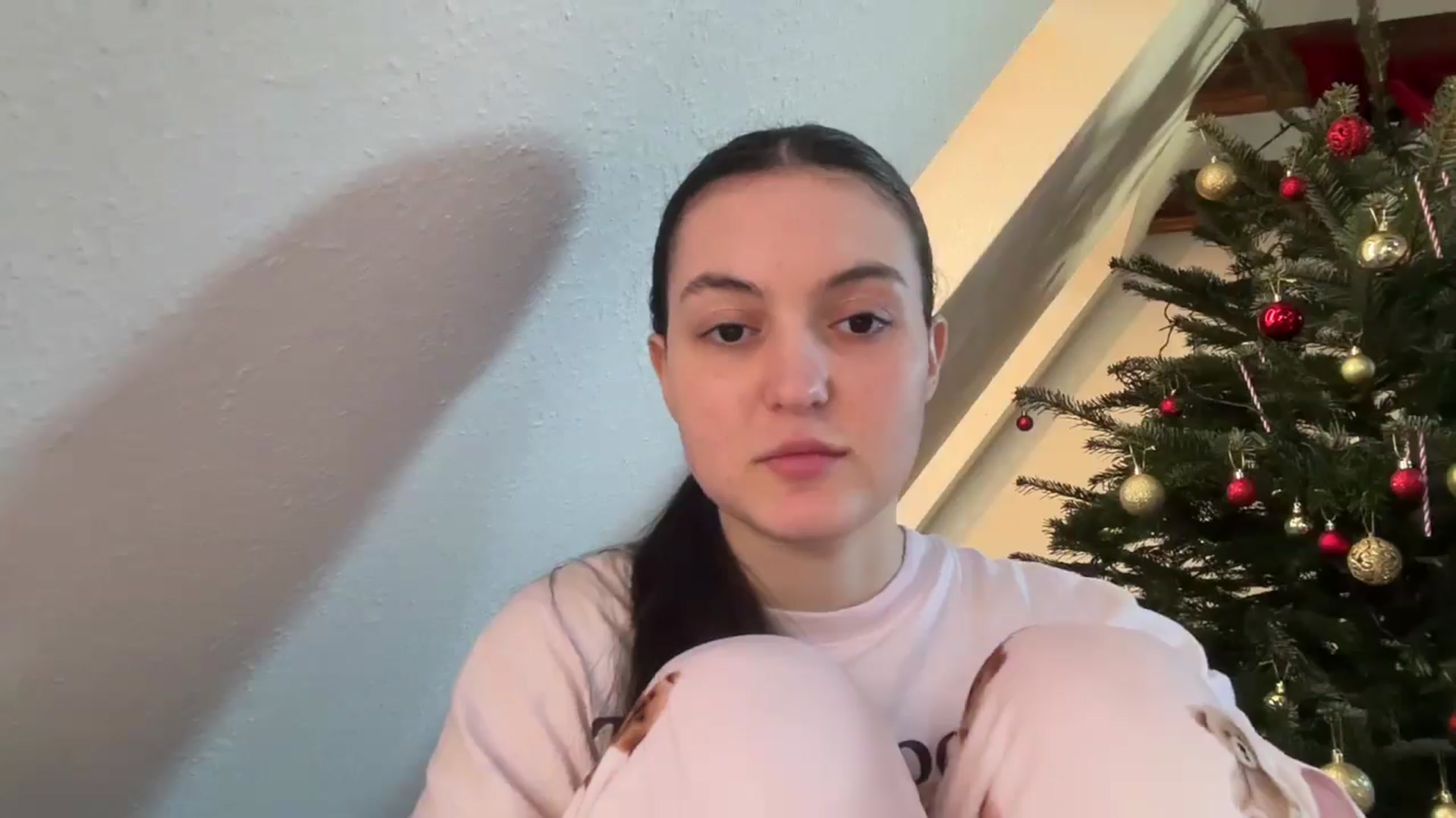 Gallery image thumbnail from IrisAmore's myfreecams stream on, 12/24/2025, 13:32 image 14 of 20
