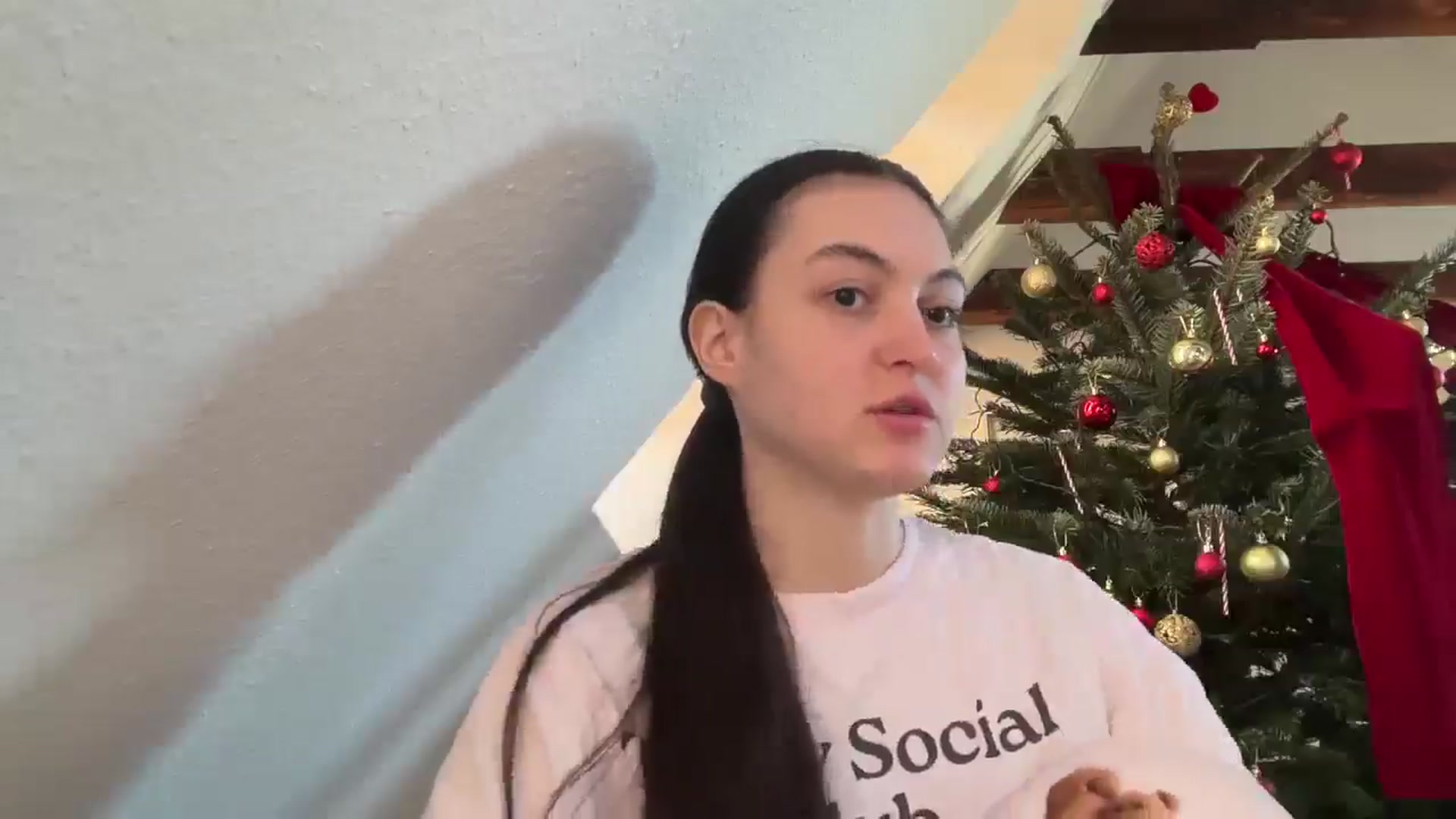 Gallery image thumbnail from IrisAmore's myfreecams stream on, 12/24/2025, 13:32 image 3 of 20