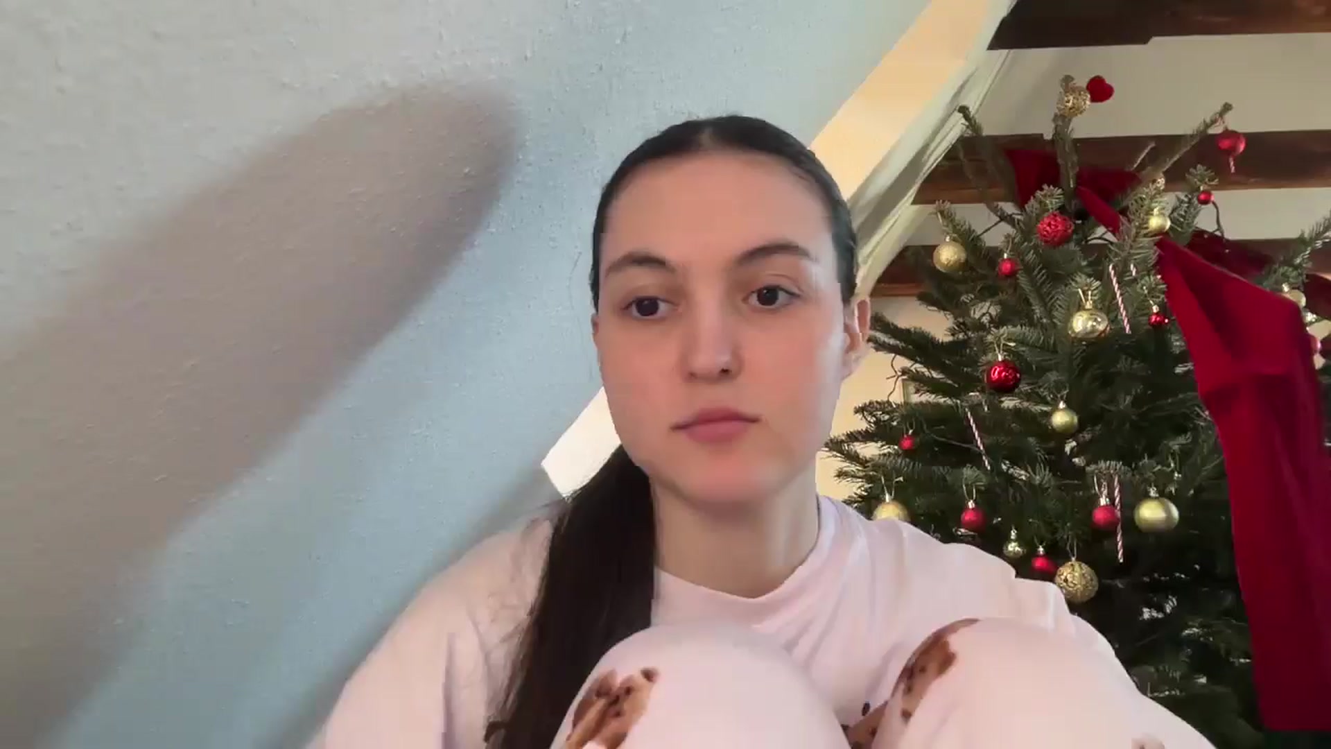 Gallery image thumbnail from IrisAmore's myfreecams stream on, 12/24/2025, 13:32 image 7 of 20