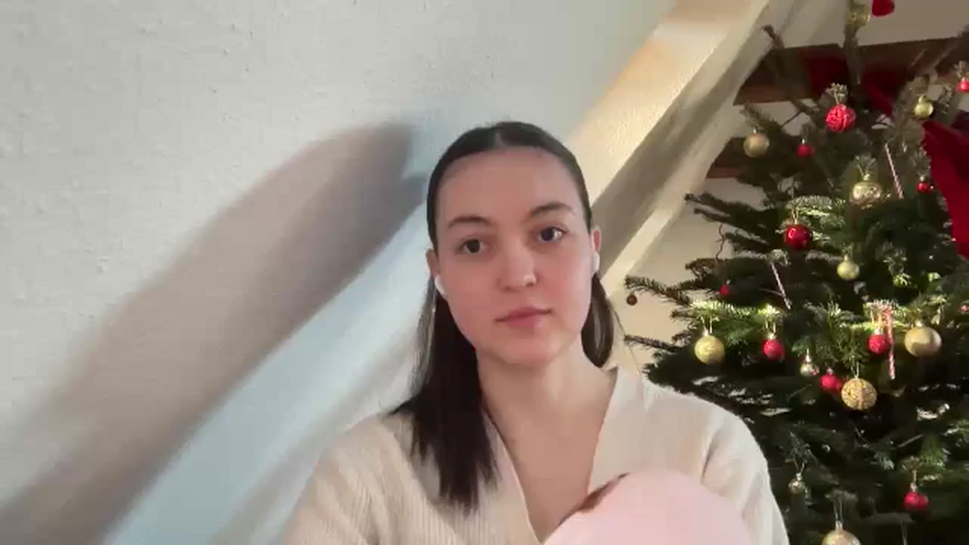 Gallery image thumbnail from IrisAmore's myfreecams stream on, 12/25/2025, 10:07 image 10 of 20