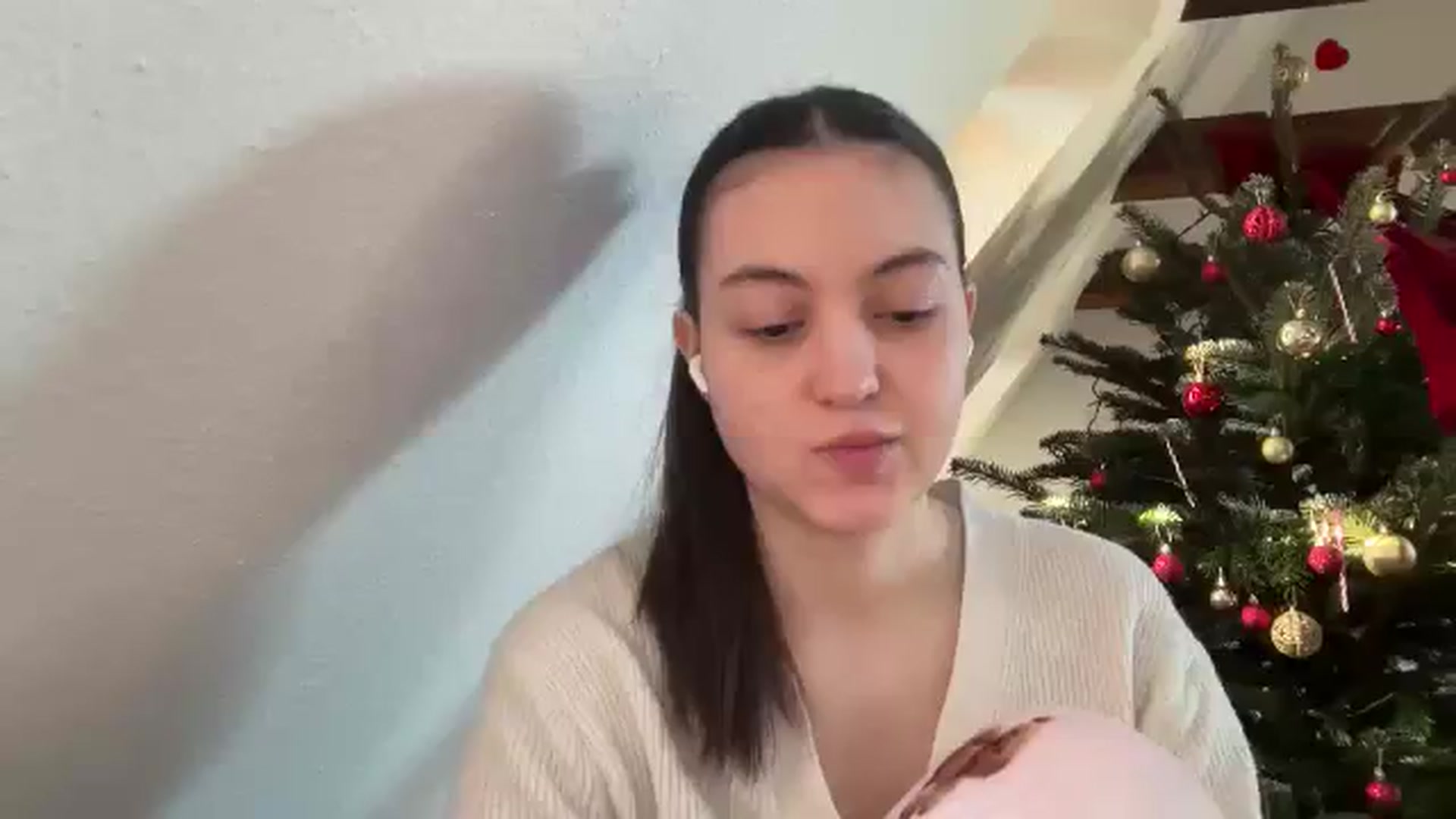Gallery image thumbnail from IrisAmore's myfreecams stream on, 12/25/2025, 10:07 image 19 of 20