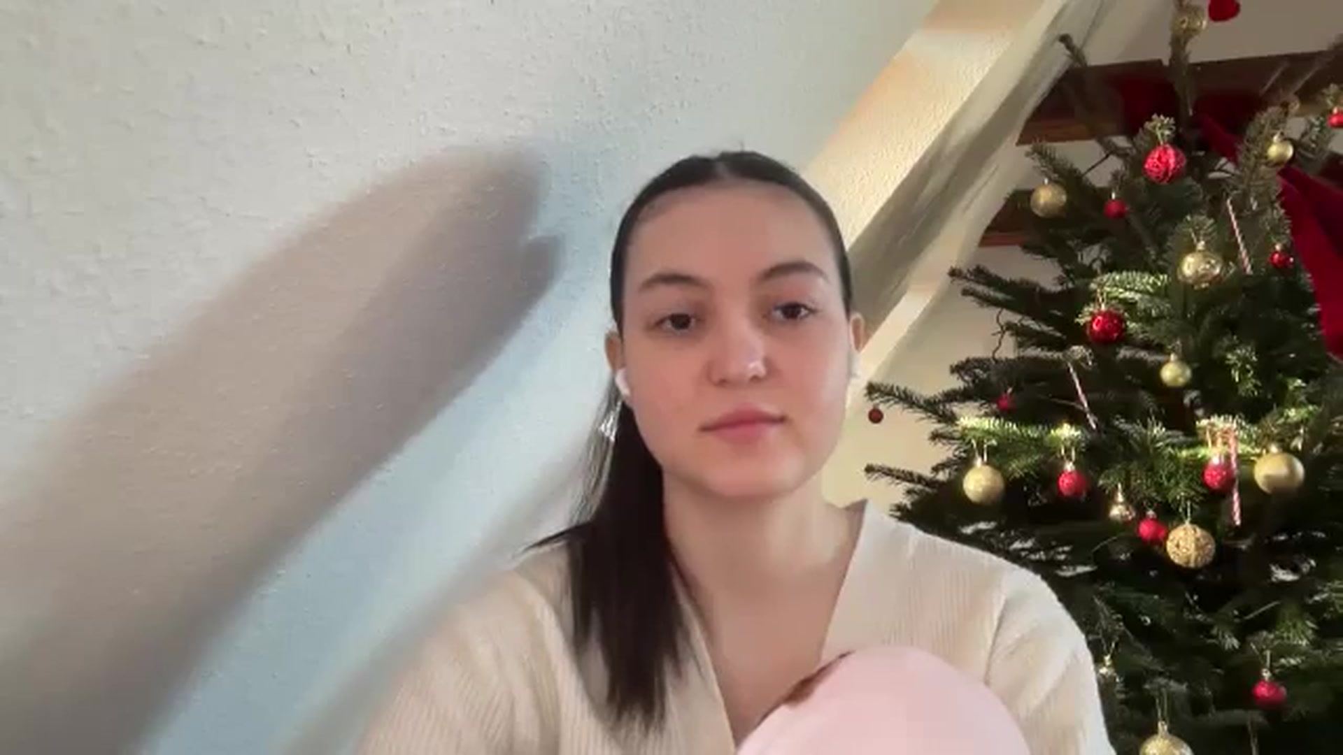 Gallery image thumbnail from IrisAmore's myfreecams stream on, 12/25/2025, 10:07 image 11 of 20
