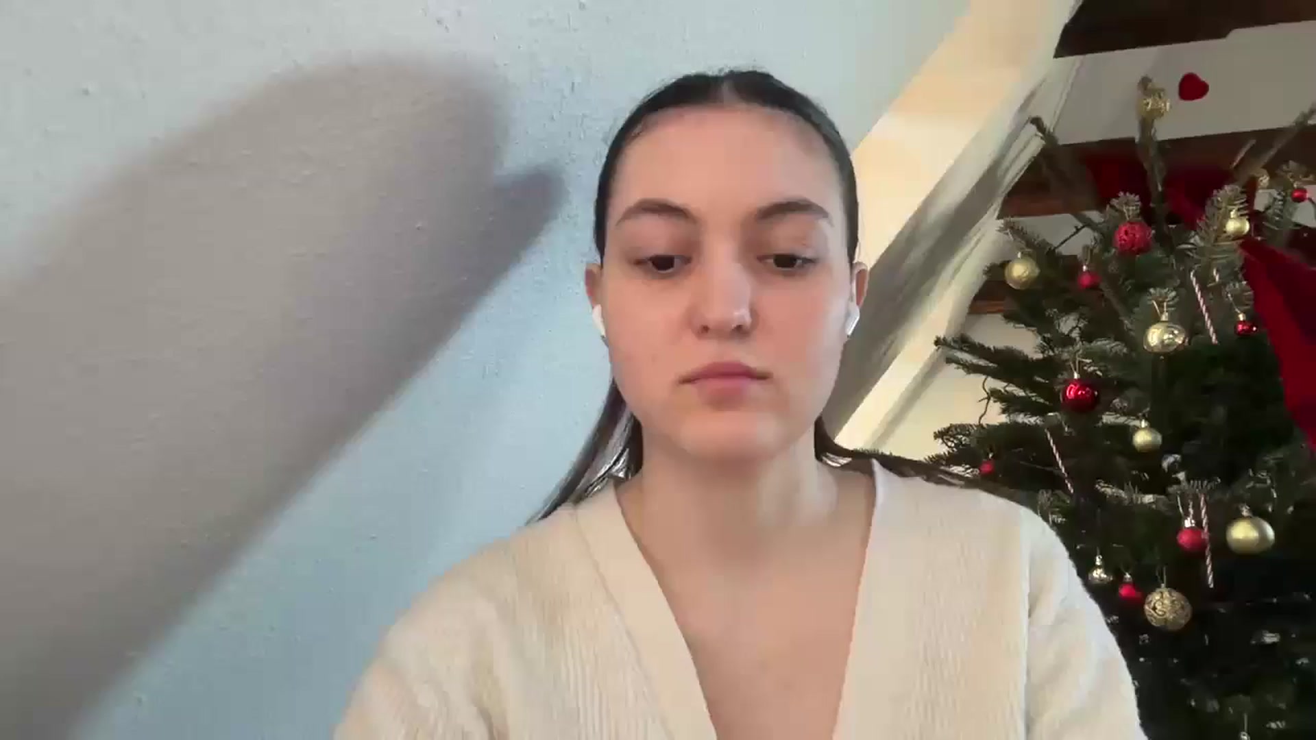 Gallery image thumbnail from IrisAmore's myfreecams stream on, 12/25/2025, 11:51 image 16 of 20