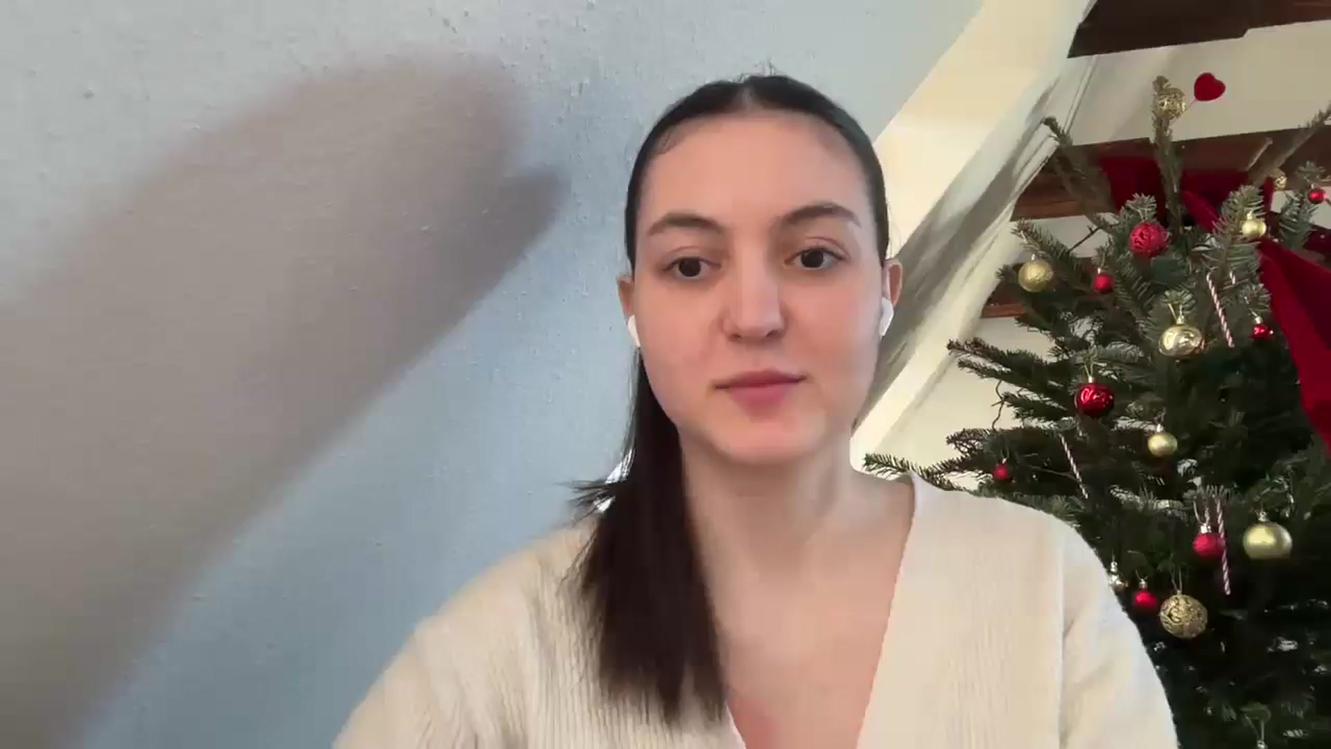 Gallery image thumbnail from IrisAmore's myfreecams stream on, 12/25/2025, 11:51 image 1 of 20