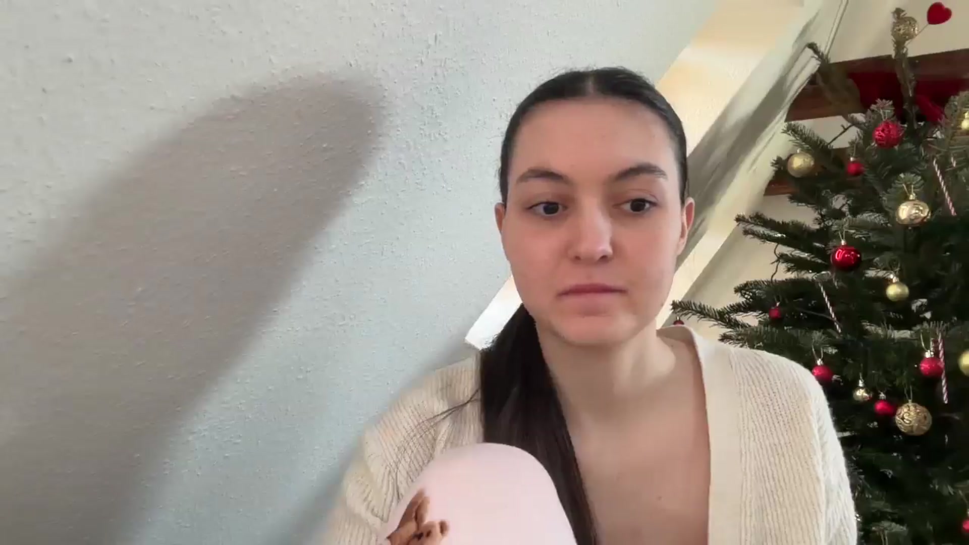 Gallery image thumbnail from IrisAmore's myfreecams stream on, 12/27/2025, 11:37 image 9 of 20
