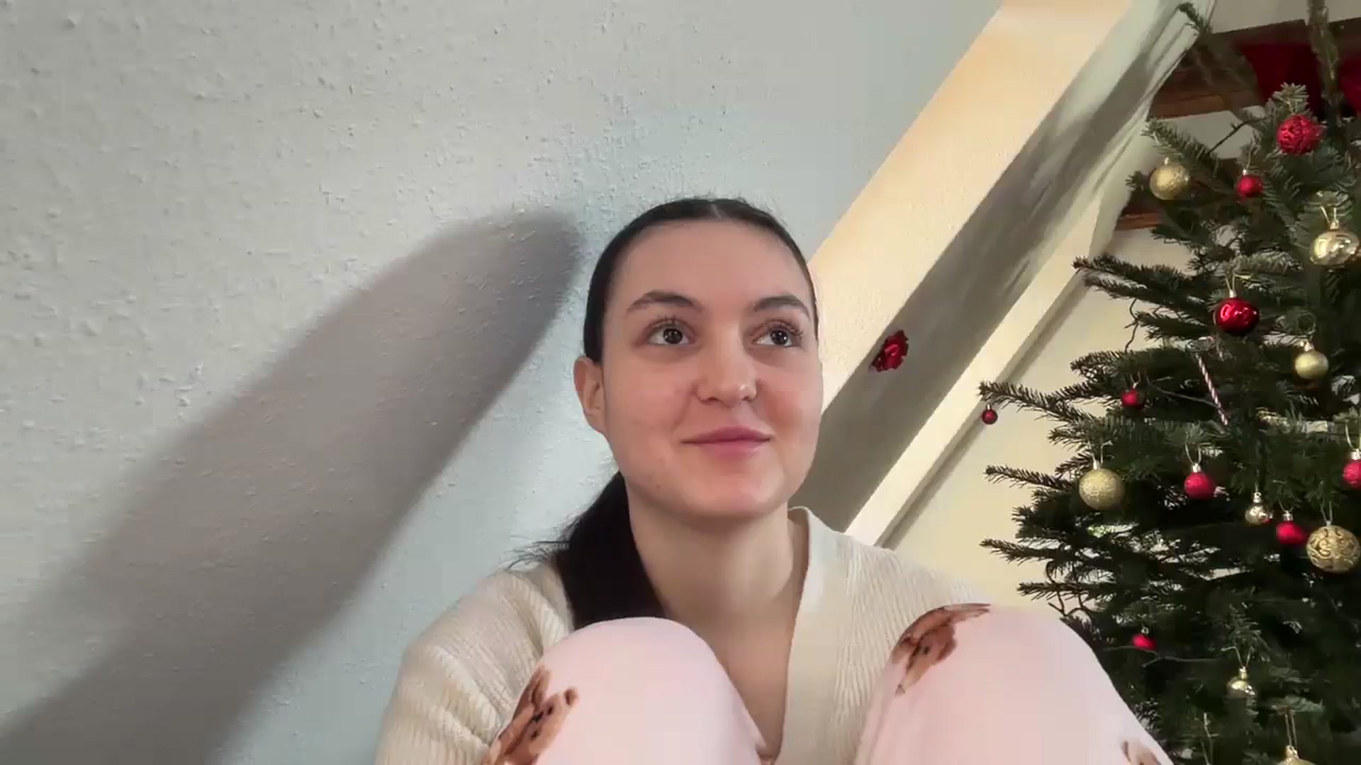 Gallery image thumbnail from IrisAmore's myfreecams stream on, 12/27/2025, 12:01 image 6 of 20
