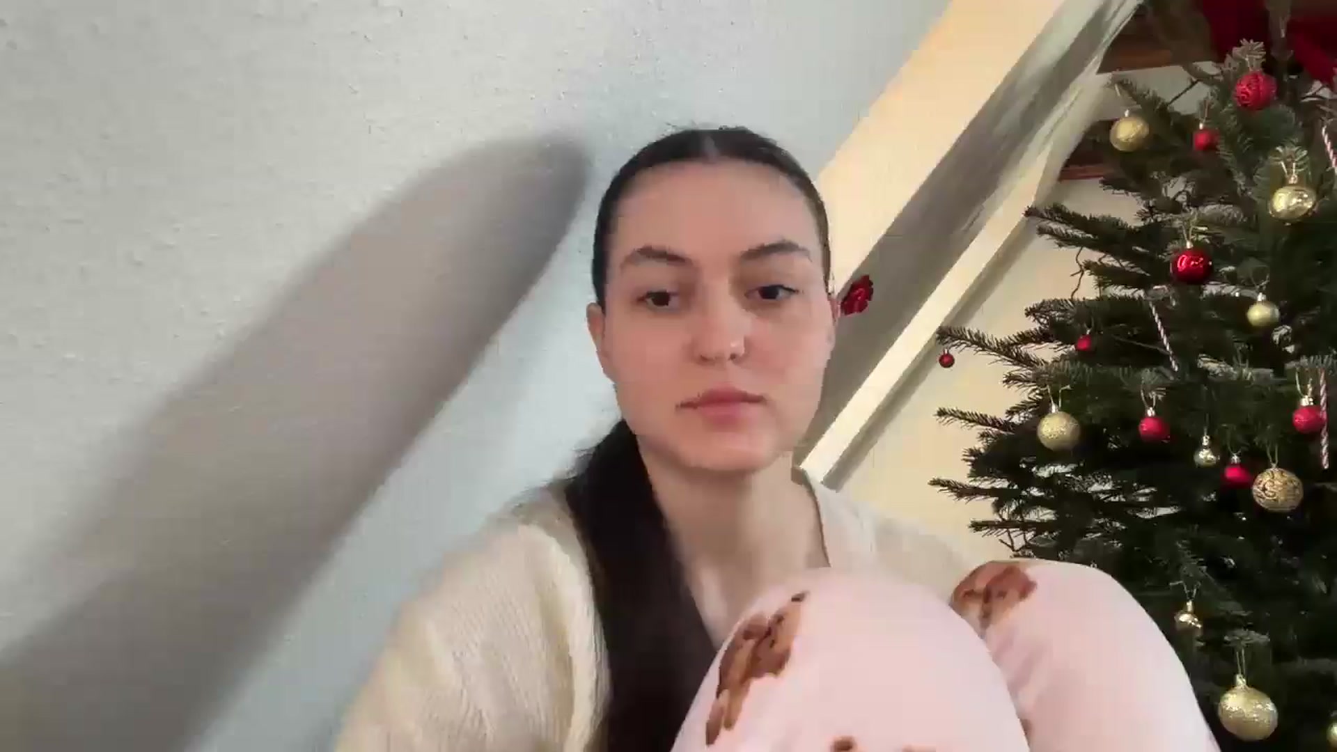Gallery image thumbnail from IrisAmore's myfreecams stream on, 12/27/2025, 12:01 image 17 of 20