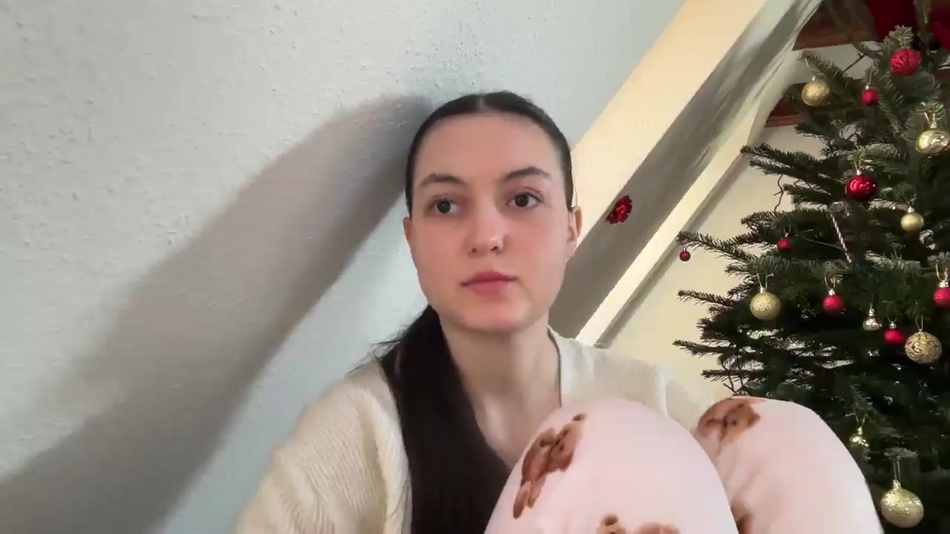 Gallery image thumbnail from IrisAmore's myfreecams stream on, 12/27/2025, 12:01 image 10 of 20