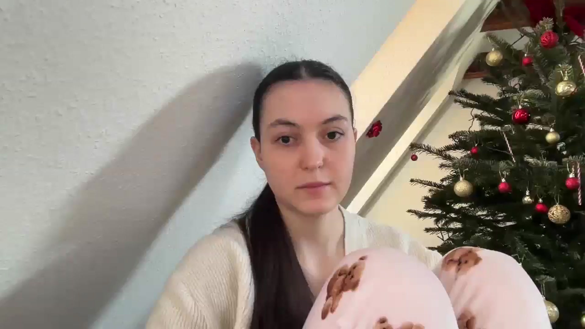 Gallery image thumbnail from IrisAmore's myfreecams stream on, 12/27/2025, 12:01 image 15 of 20