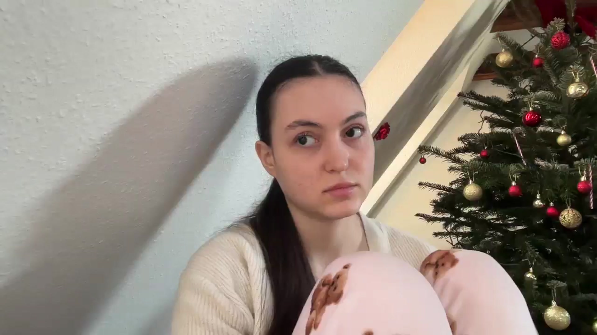Gallery image thumbnail from IrisAmore's myfreecams stream on, 12/27/2025, 12:01 image 16 of 20