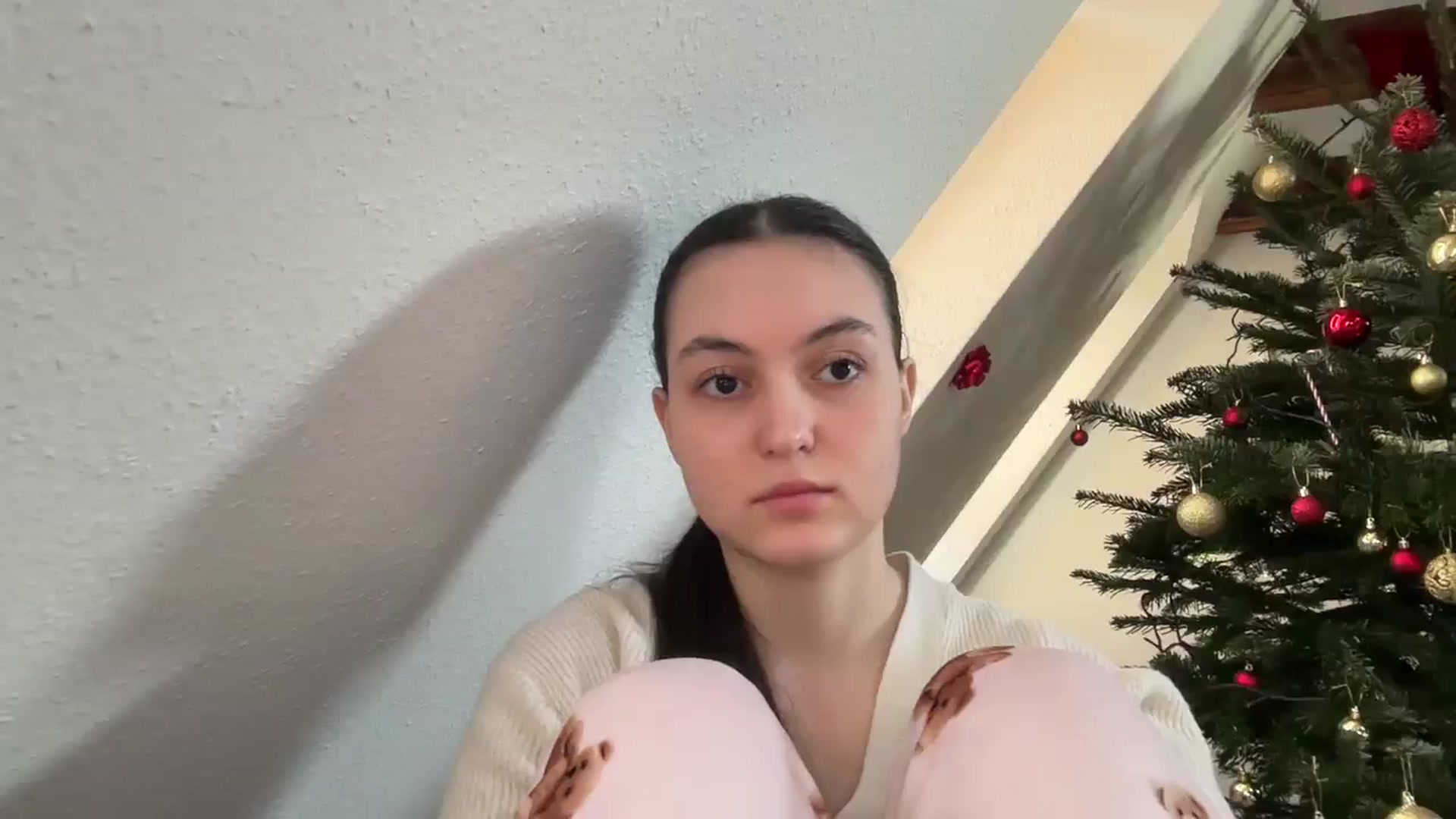 Gallery image thumbnail from IrisAmore's myfreecams stream on, 12/27/2025, 12:01 image 9 of 20