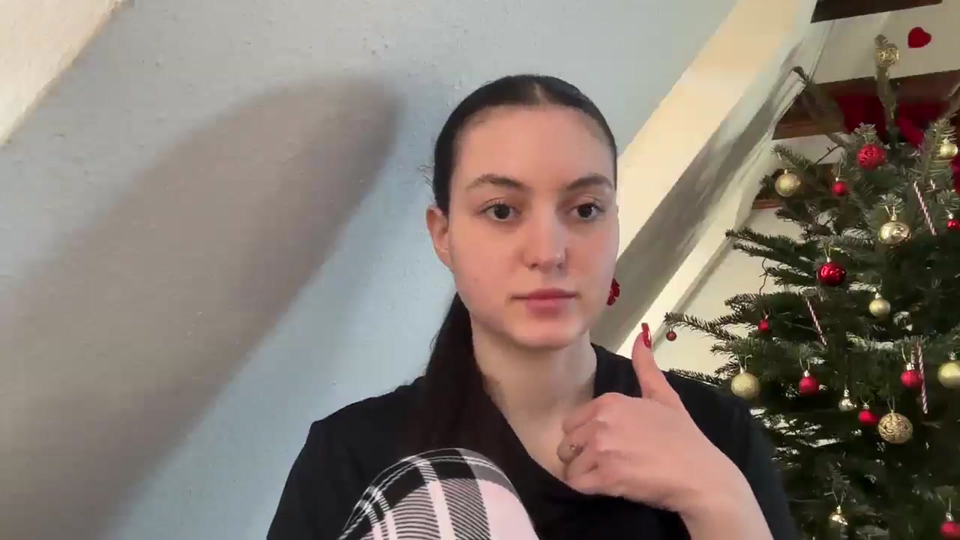 Gallery image thumbnail from IrisAmore's myfreecams stream on, 12/28/2025, 12:07 image 5 of 20