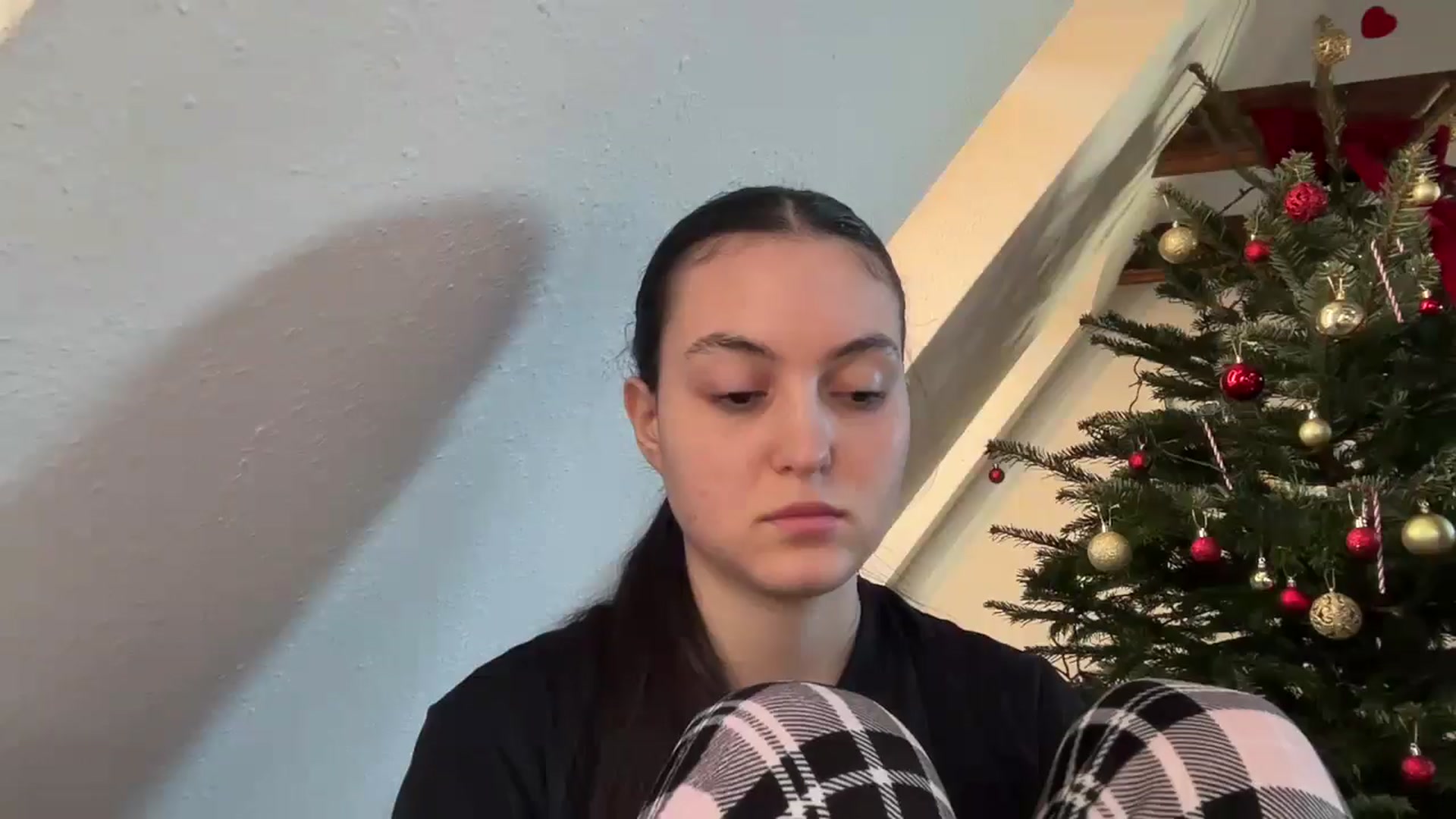 Gallery image thumbnail from IrisAmore's myfreecams stream on, 12/28/2025, 13:13 image 15 of 20