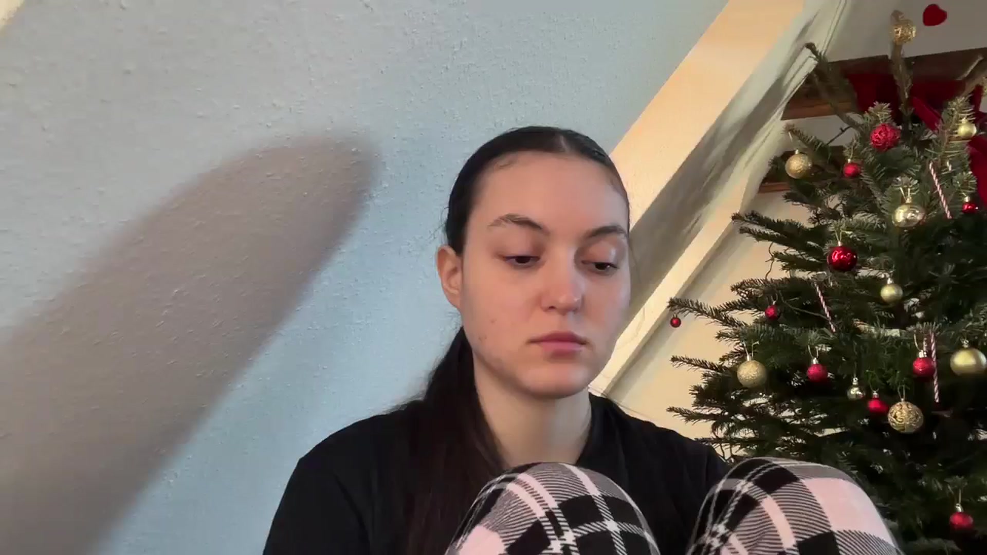 Gallery image thumbnail from IrisAmore's myfreecams stream on, 12/28/2025, 13:13 image 12 of 20