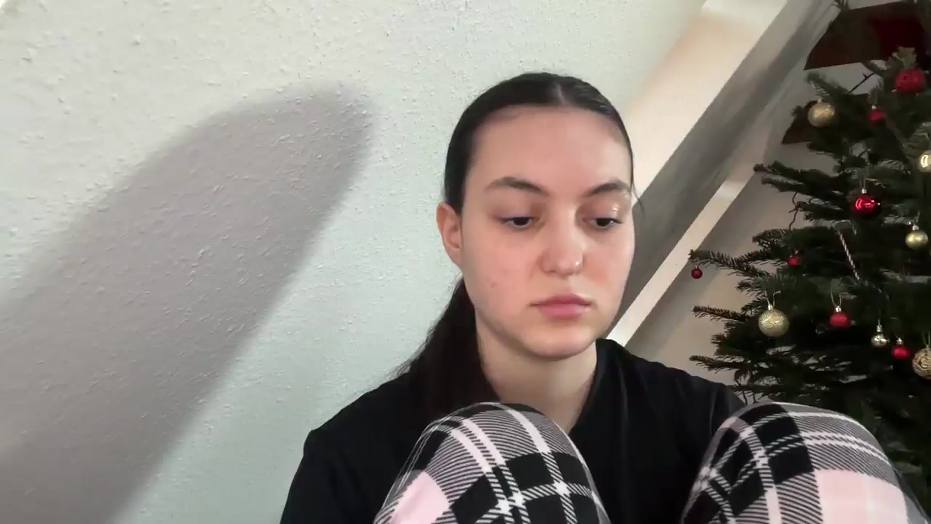 Gallery image thumbnail from IrisAmore's myfreecams stream on, 12/28/2025, 15:13 image 15 of 20