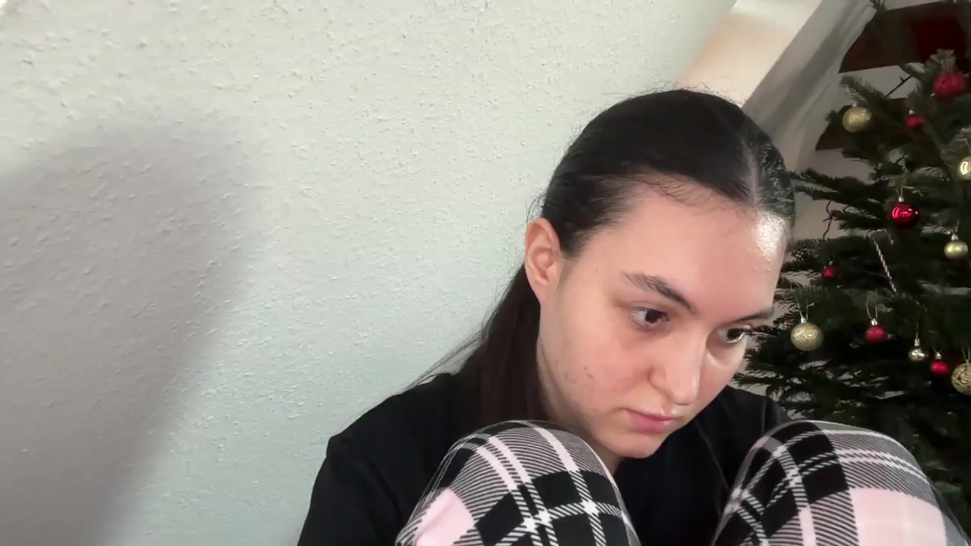 Gallery image thumbnail from IrisAmore's myfreecams stream on, 12/28/2025, 15:13 image 19 of 20