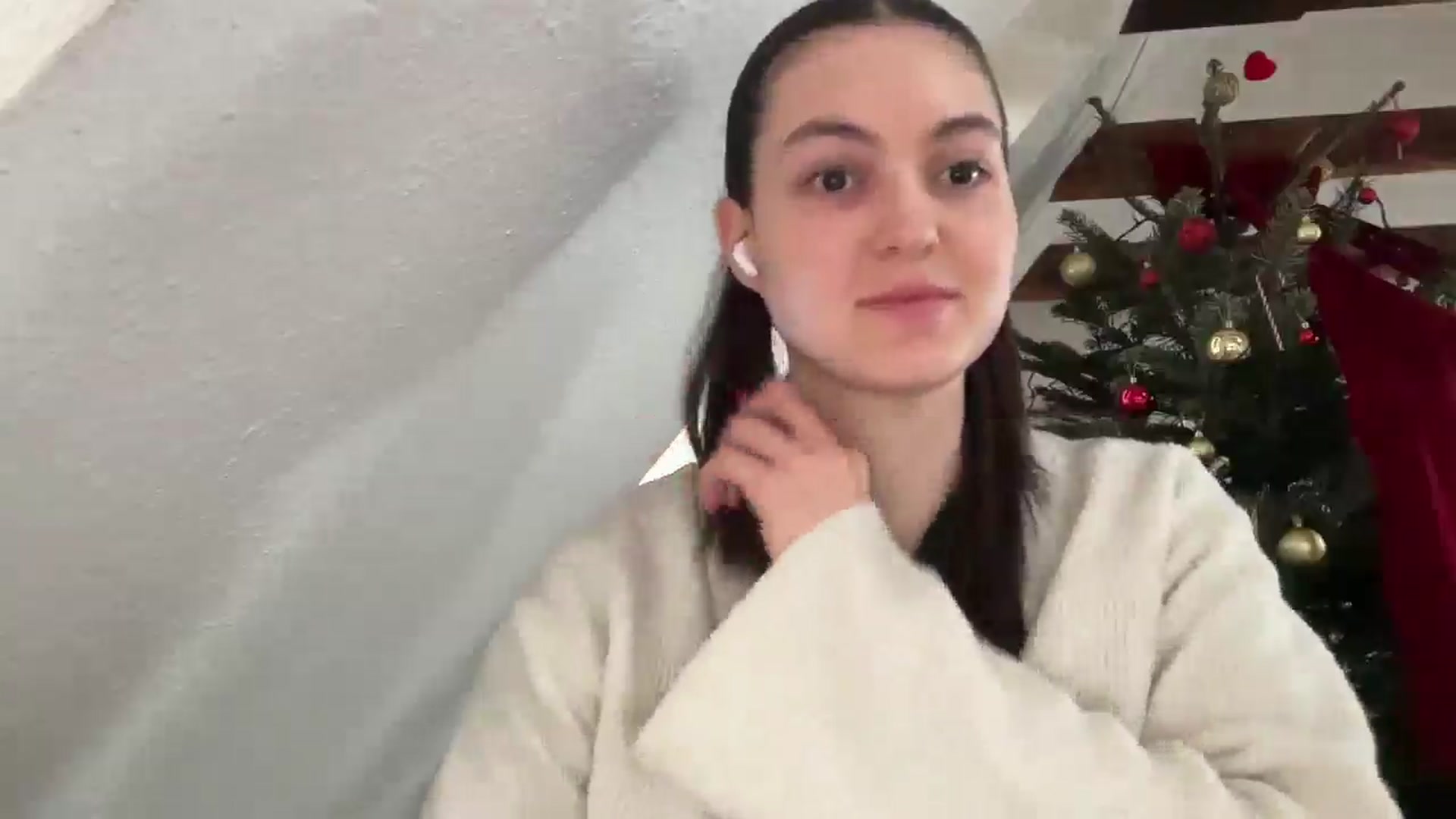 Gallery image thumbnail from IrisAmore's myfreecams stream on, 12/29/2025, 09:38 image 4 of 20