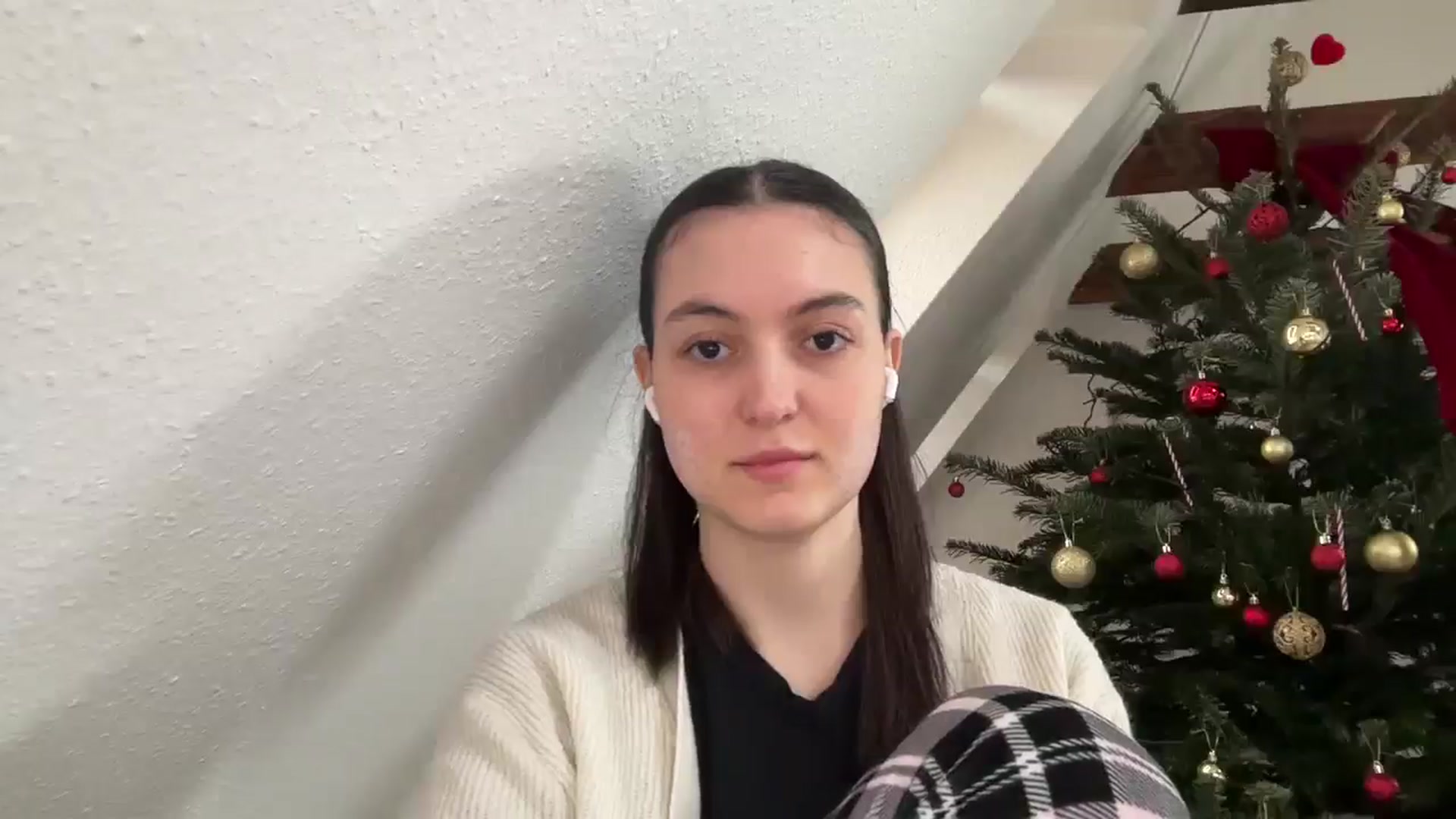 Gallery image thumbnail from IrisAmore's myfreecams stream on, 12/29/2025, 11:31 image 17 of 20
