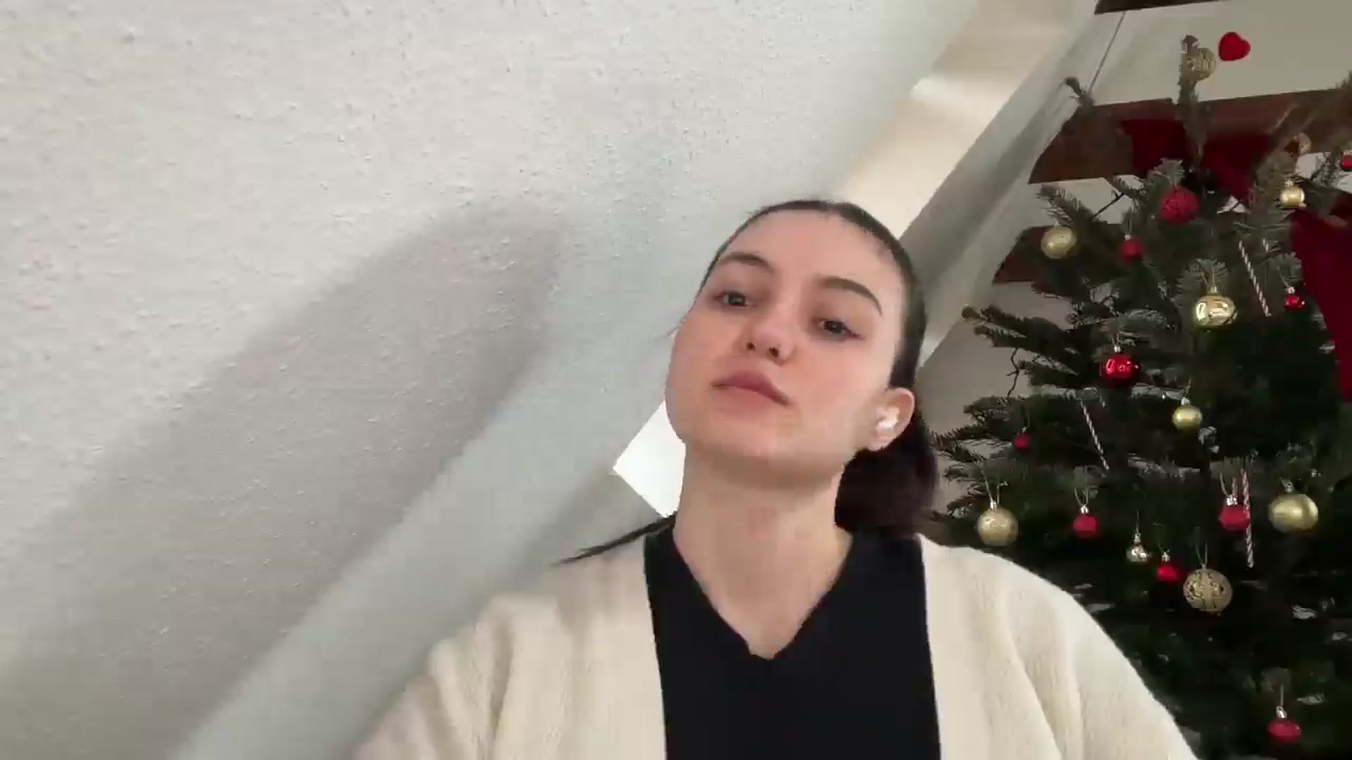 Gallery image thumbnail from IrisAmore's myfreecams stream on, 12/29/2025, 12:01 image 5 of 20