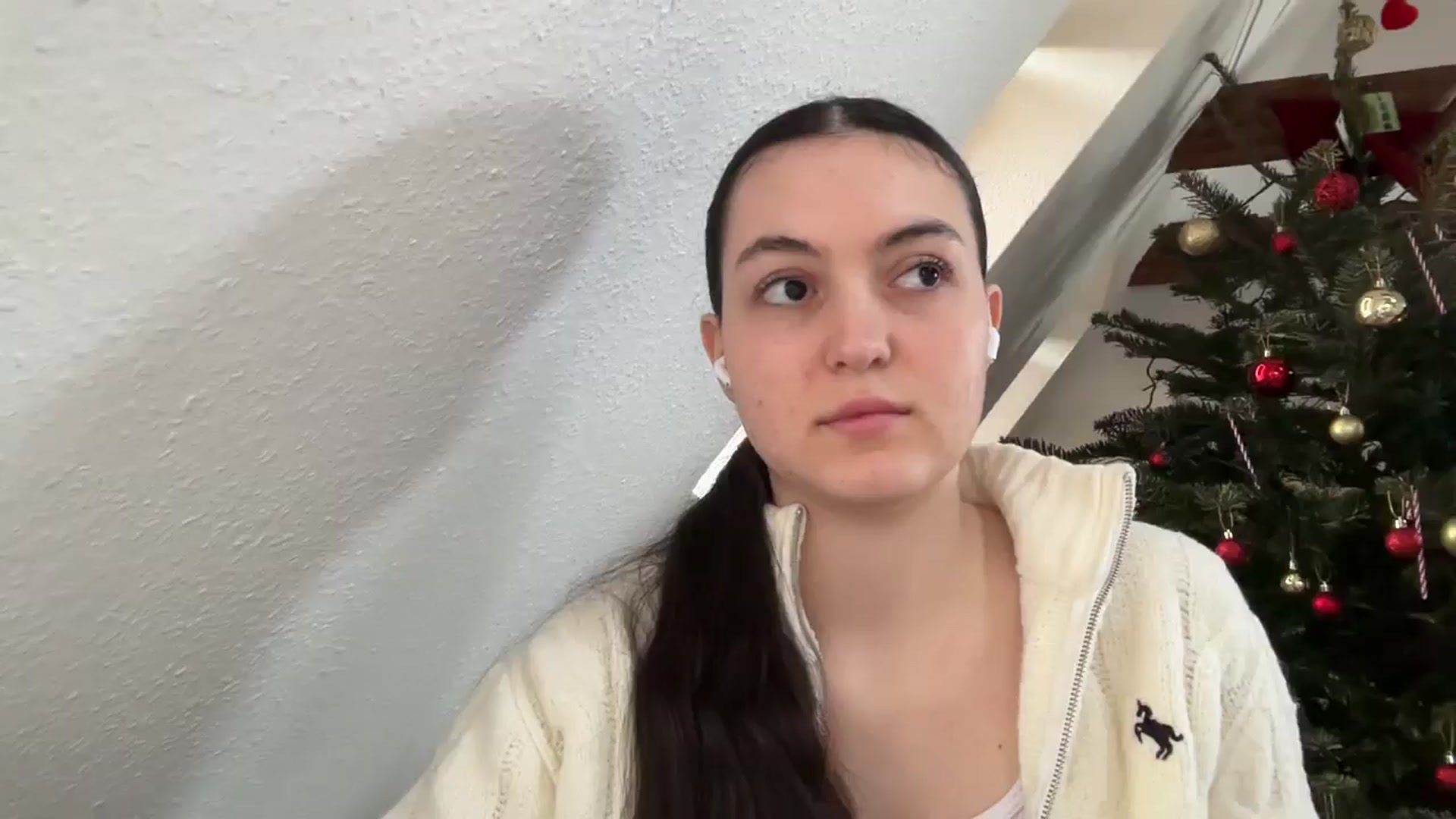 Gallery image thumbnail from IrisAmore's myfreecams stream on, 01/04/2026, 11:32 image 9 of 20