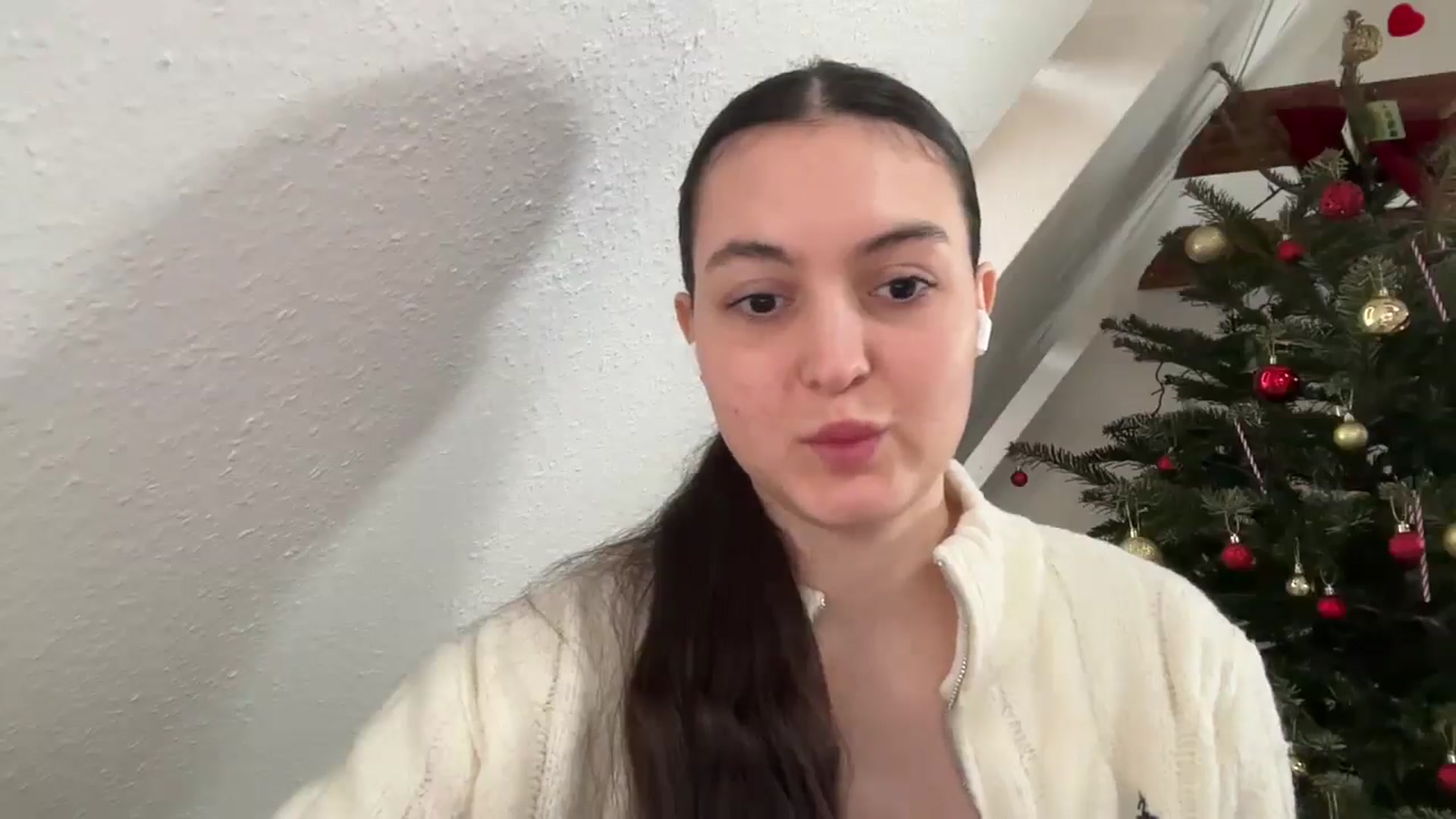 Gallery image thumbnail from IrisAmore's myfreecams stream on, 01/04/2026, 11:32 image 19 of 20