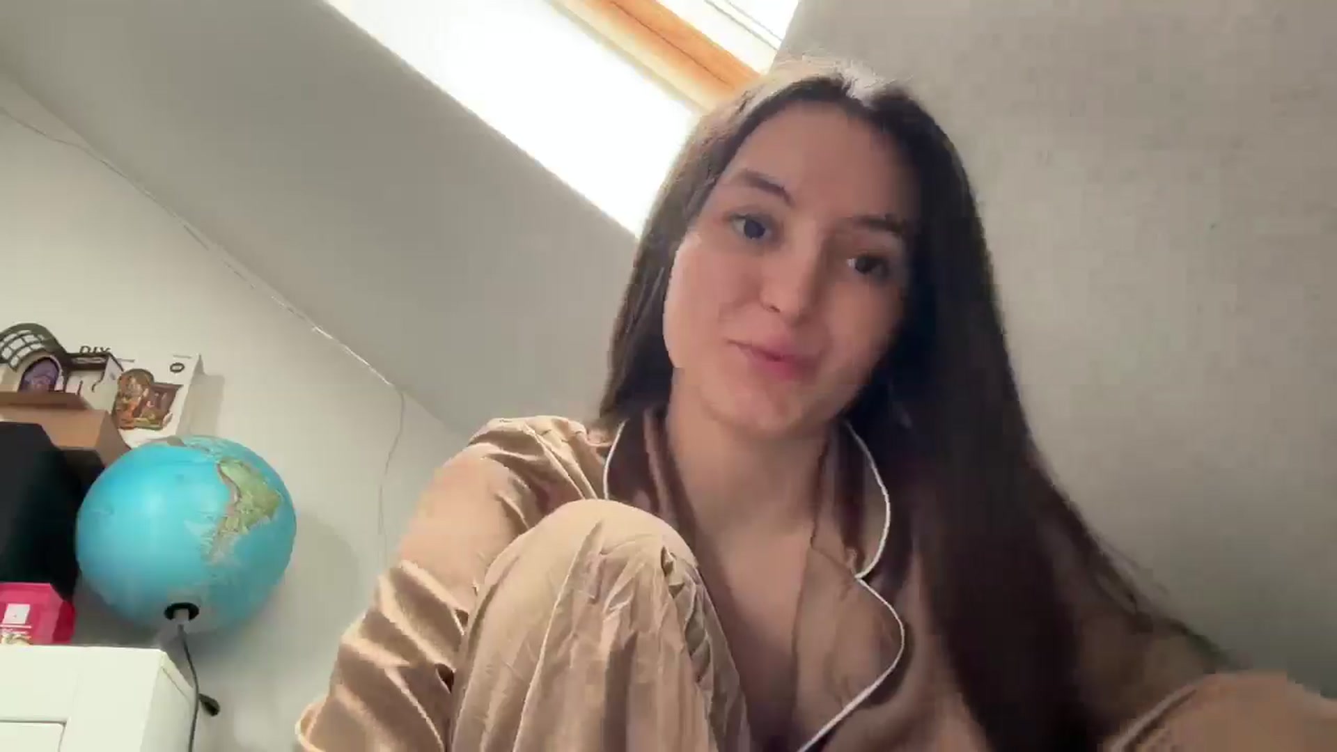 Gallery image thumbnail from IrisAmore's myfreecams stream on, 01/06/2026, 10:23 image 18 of 20