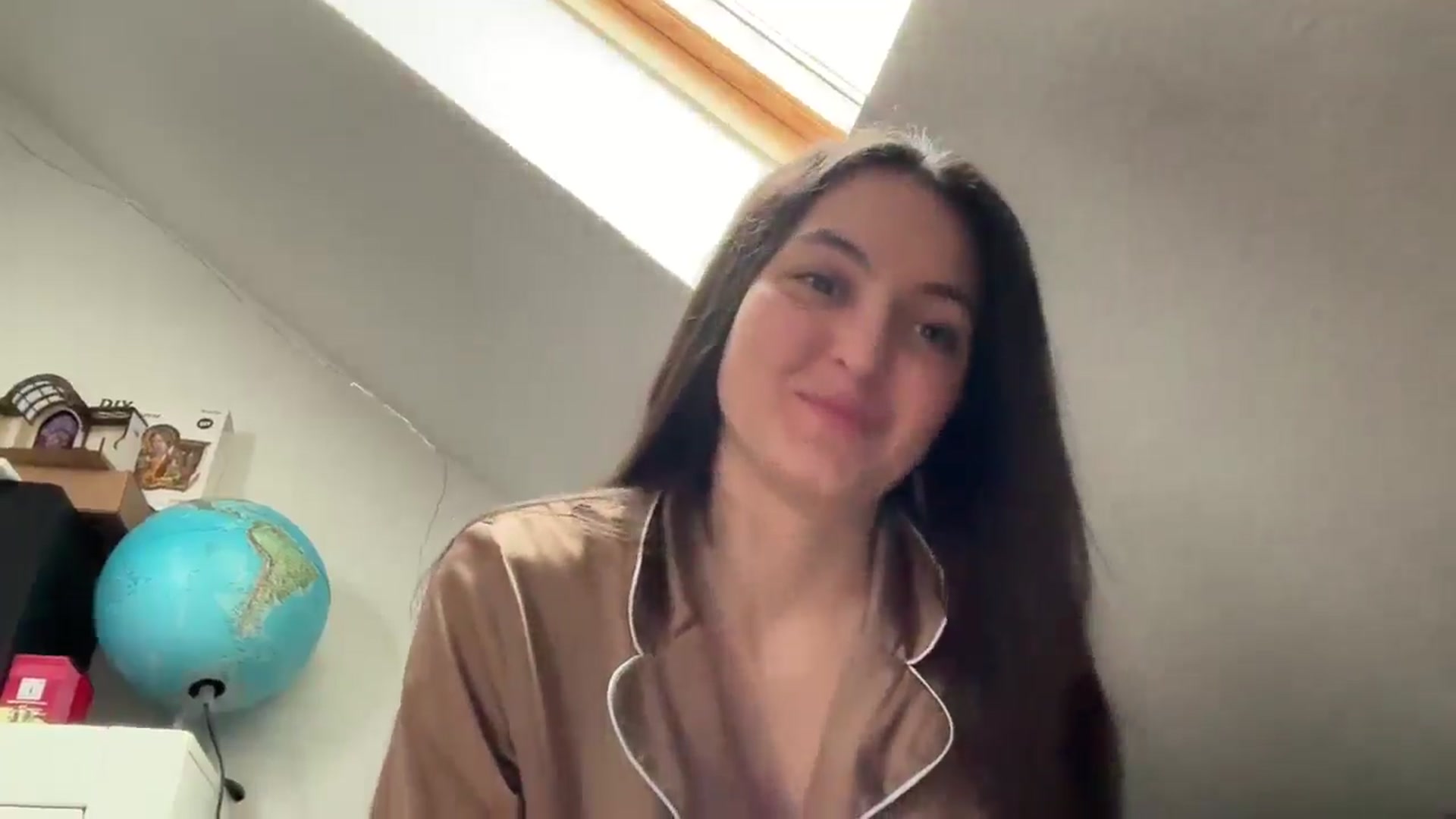 Gallery image thumbnail from IrisAmore's myfreecams stream on, 01/06/2026, 11:09 image 10 of 20