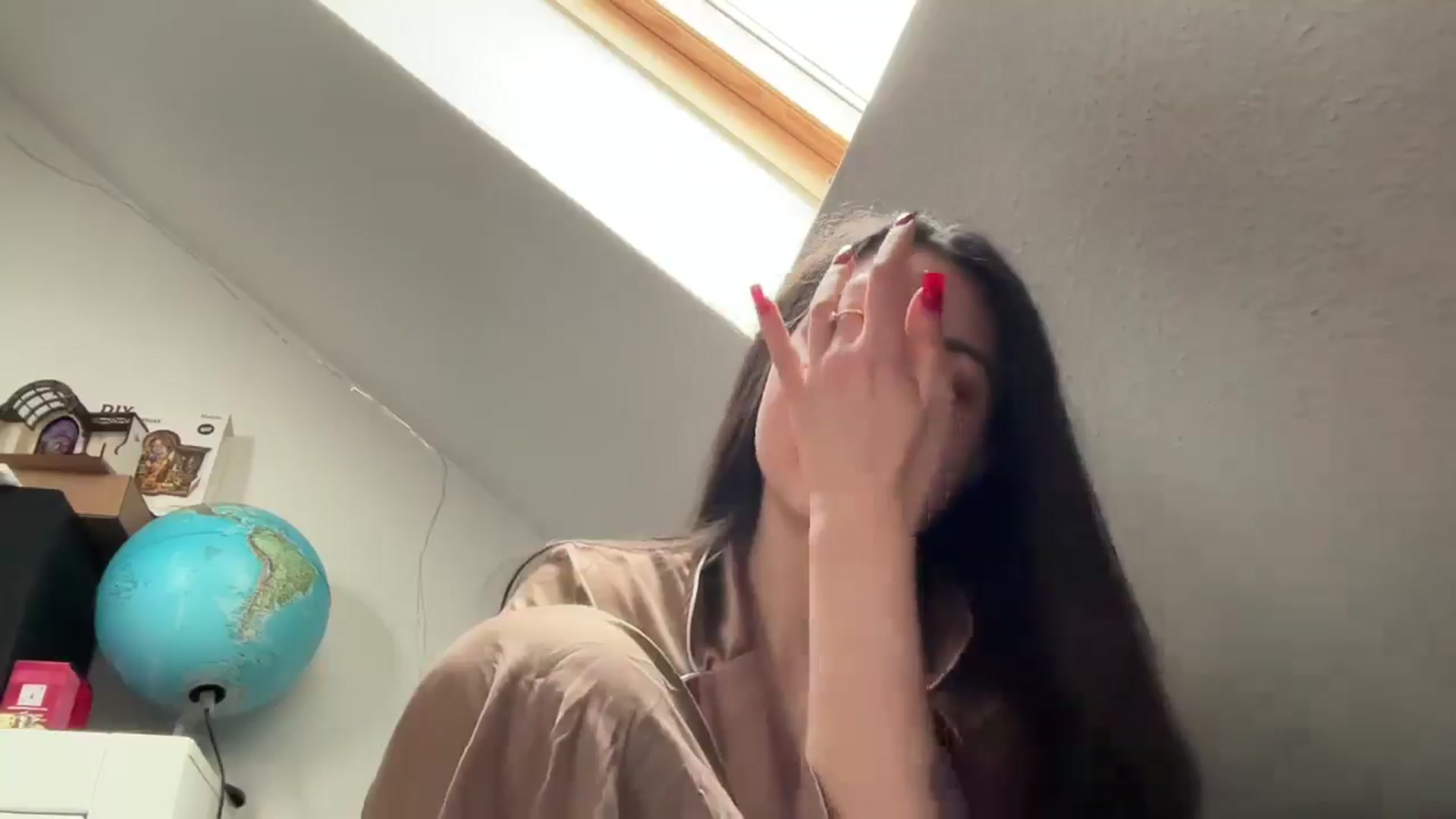 Gallery image thumbnail from IrisAmore's myfreecams stream on, 01/06/2026, 11:09 image 11 of 20