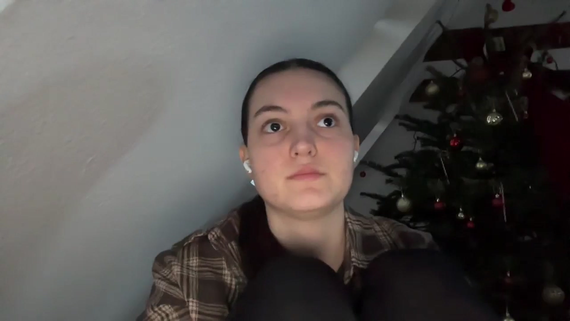 Gallery image thumbnail from IrisAmore's myfreecams stream on, 01/10/2026, 16:17 image 12 of 20