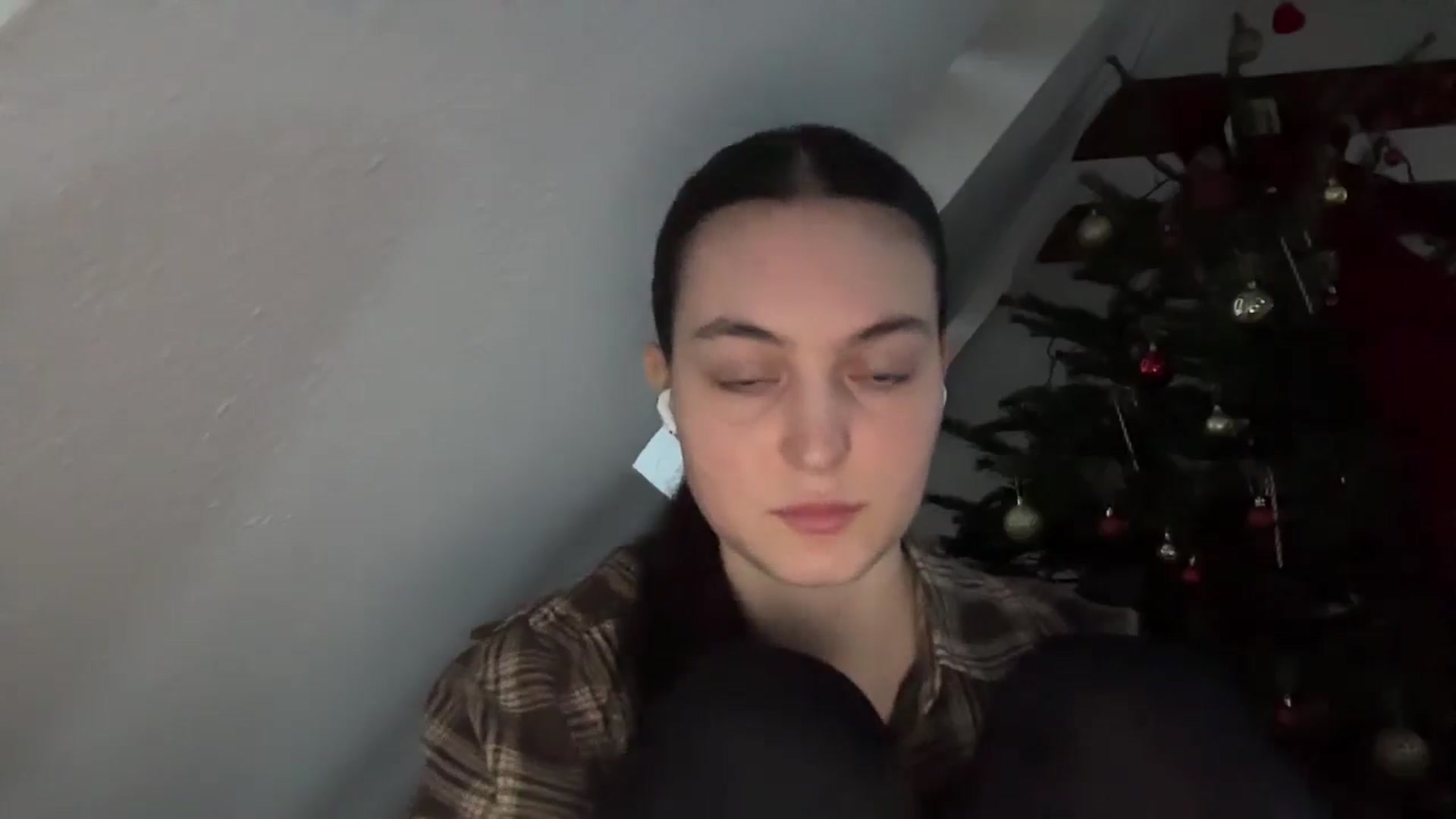 Gallery image thumbnail from IrisAmore's myfreecams stream on, 01/10/2026, 16:17 image 13 of 20