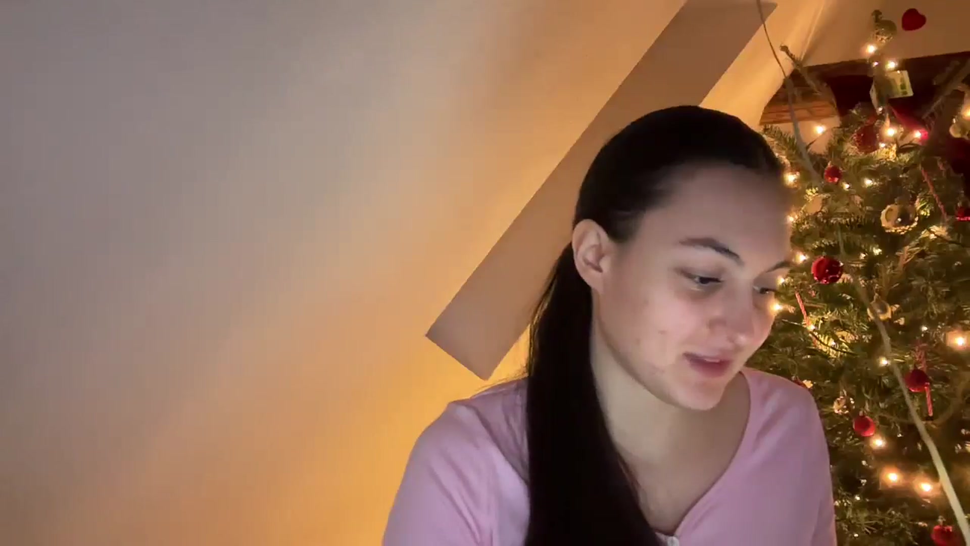 Gallery image thumbnail from IrisAmore's myfreecams stream on, 01/12/2026, 16:02 image 4 of 20