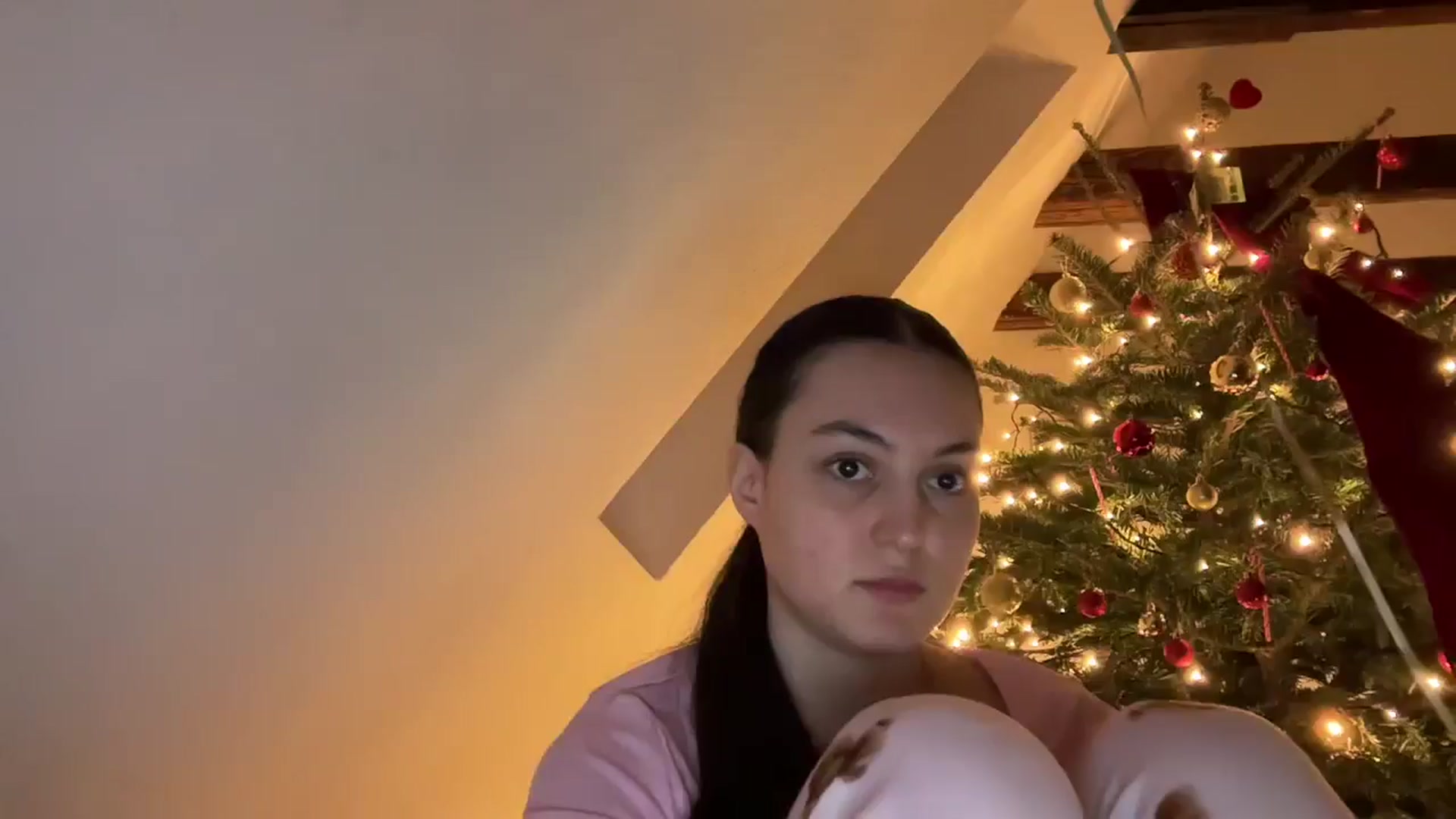 Gallery image thumbnail from IrisAmore's myfreecams stream on, 01/12/2026, 16:02 image 17 of 20
