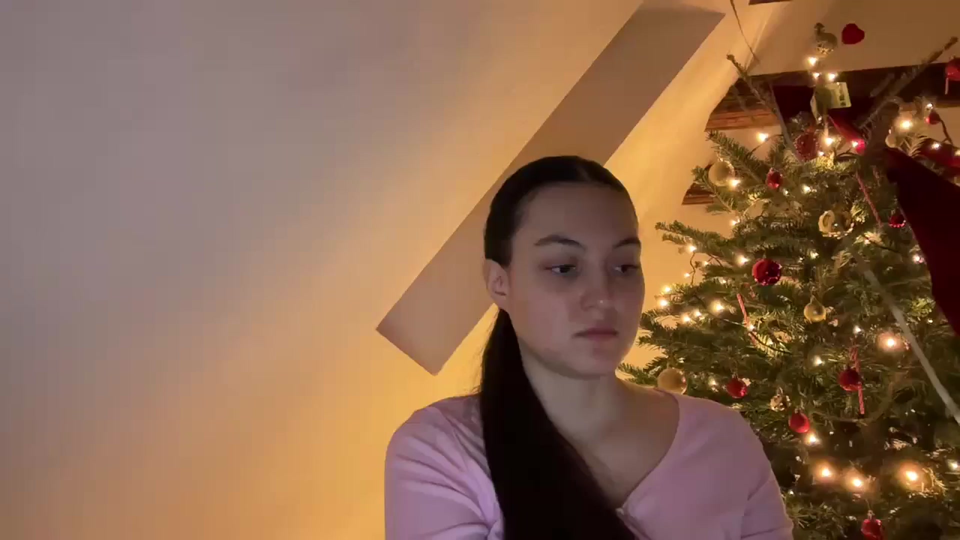 Gallery image thumbnail from IrisAmore's myfreecams stream on, 01/12/2026, 16:02 image 15 of 20