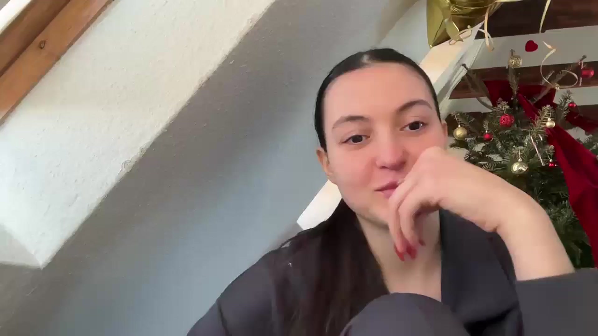 Gallery image thumbnail from IrisAmore's myfreecams stream on, 01/18/2026, 12:41 image 12 of 20