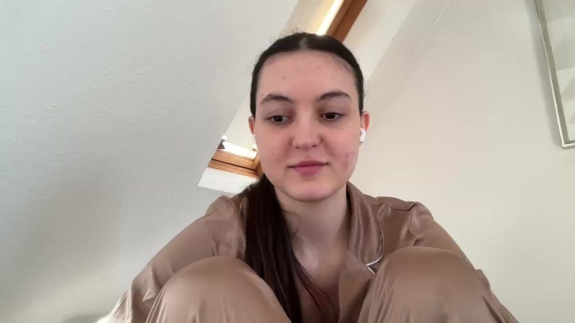 Gallery image thumbnail from IrisAmore's myfreecams stream on, 04/11/2026, 09:23 image 5 of 20