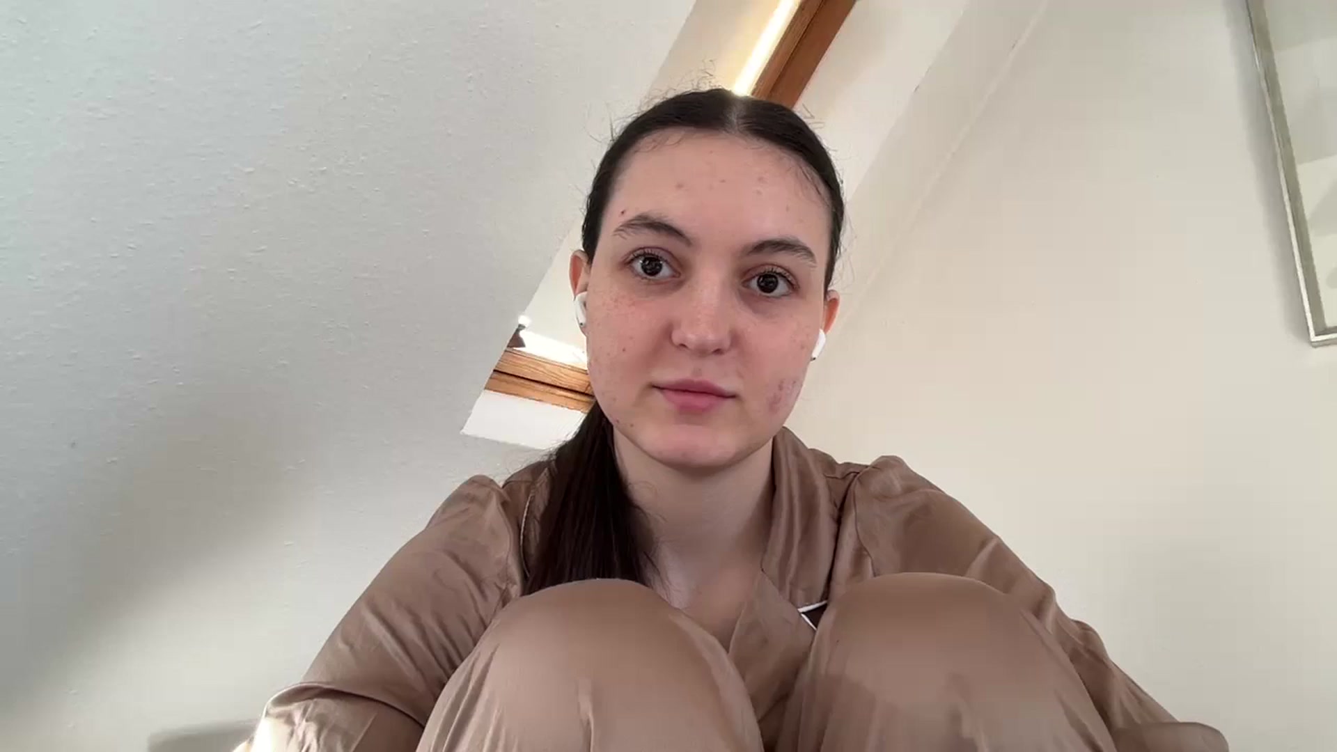 Gallery image thumbnail from IrisAmore's myfreecams stream on, 04/11/2026, 09:23 image 3 of 20