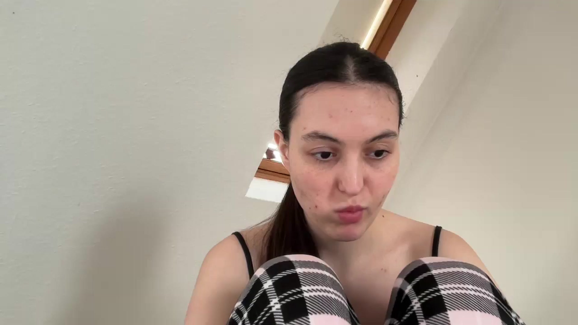Gallery image thumbnail from IrisAmore's myfreecams stream on, 04/13/2026, 15:11 image 1 of 20