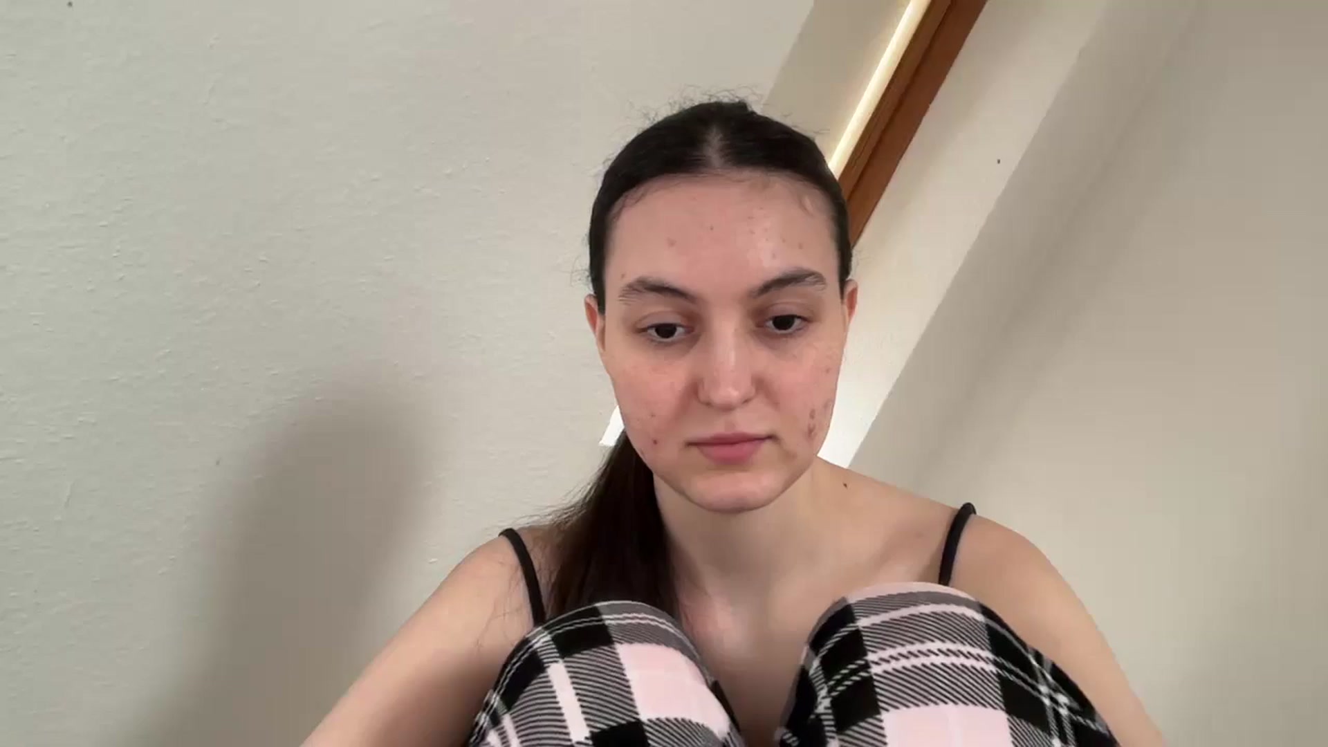 Gallery image thumbnail from IrisAmore's myfreecams stream on, 04/13/2026, 15:11 image 15 of 20