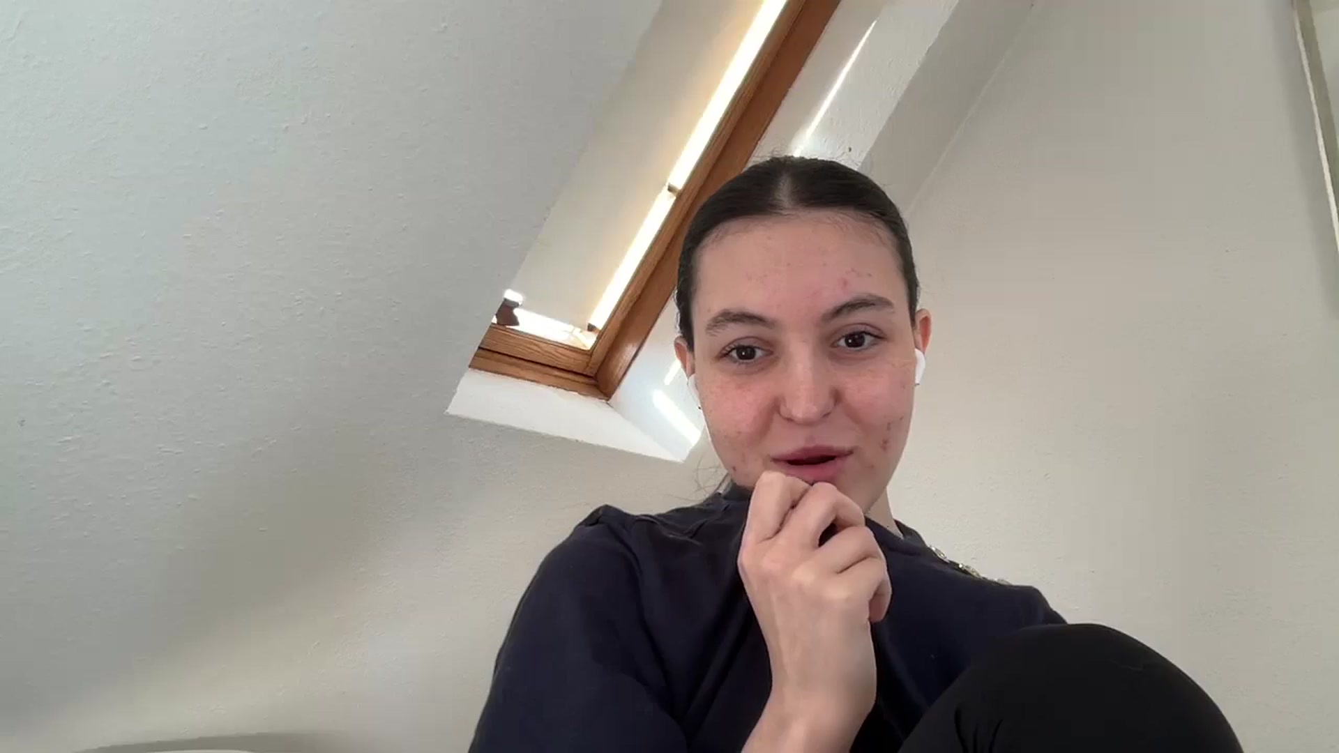 Gallery image thumbnail from IrisAmore's myfreecams stream on, 04/15/2026, 09:30 image 19 of 20