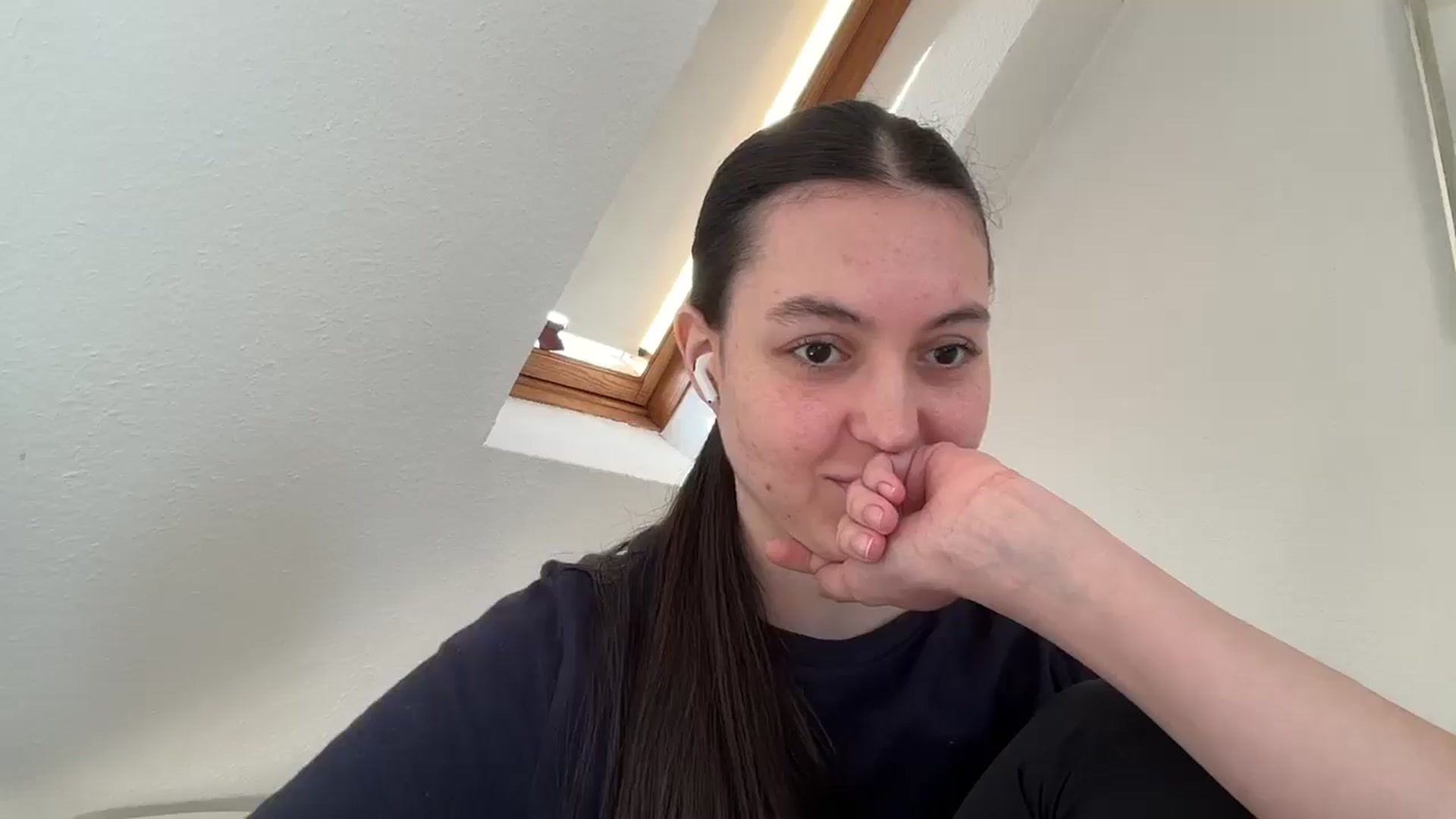 Gallery image thumbnail from IrisAmore's myfreecams stream on, 04/15/2026, 09:30 image 17 of 20