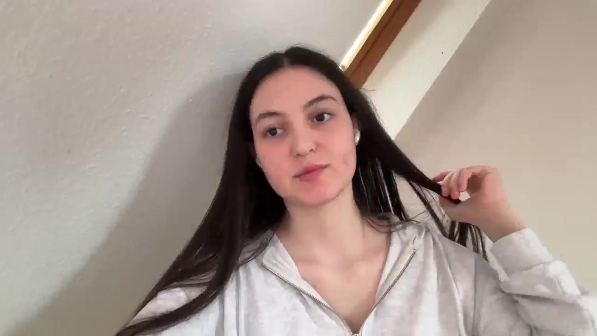 Gallery image thumbnail from IrisAmore's myfreecams stream on, 04/18/2026, 12:34 image 9 of 20