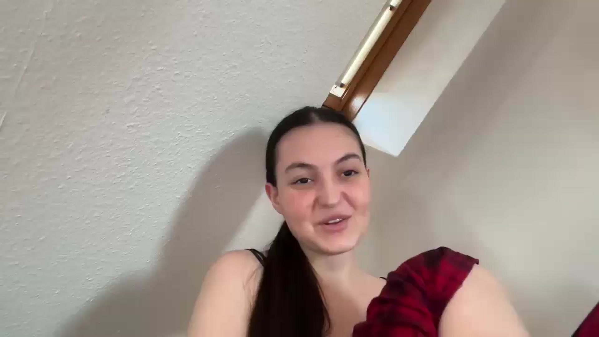 Gallery image thumbnail from IrisAmore's myfreecams stream on, 04/30/2026, 16:59 image 17 of 20